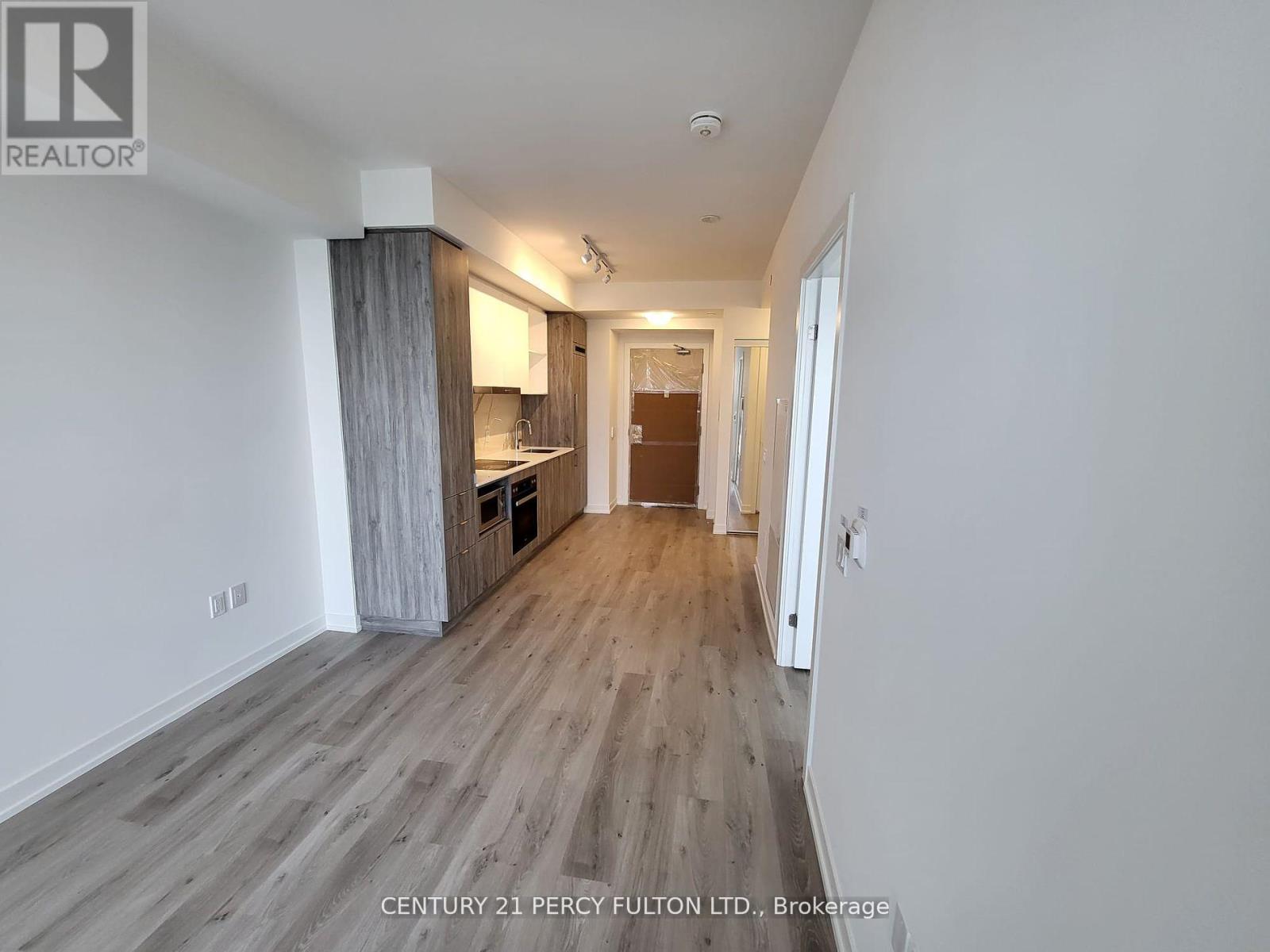 5310 - 138 Downes Street, Toronto, Ontario  M5E 0E4 - Photo 14 - C12425389