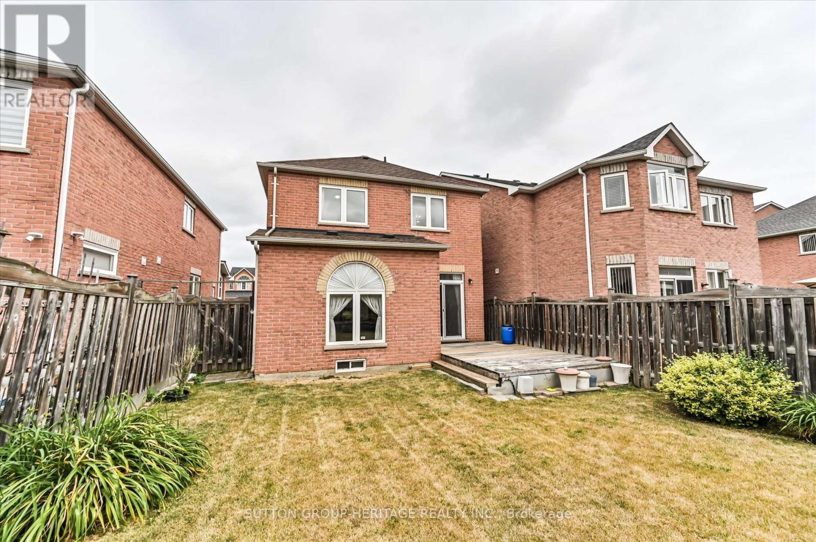 31 Thornton Street, Markham, Ontario  L3S 4P7 - Photo 26 - N12425360