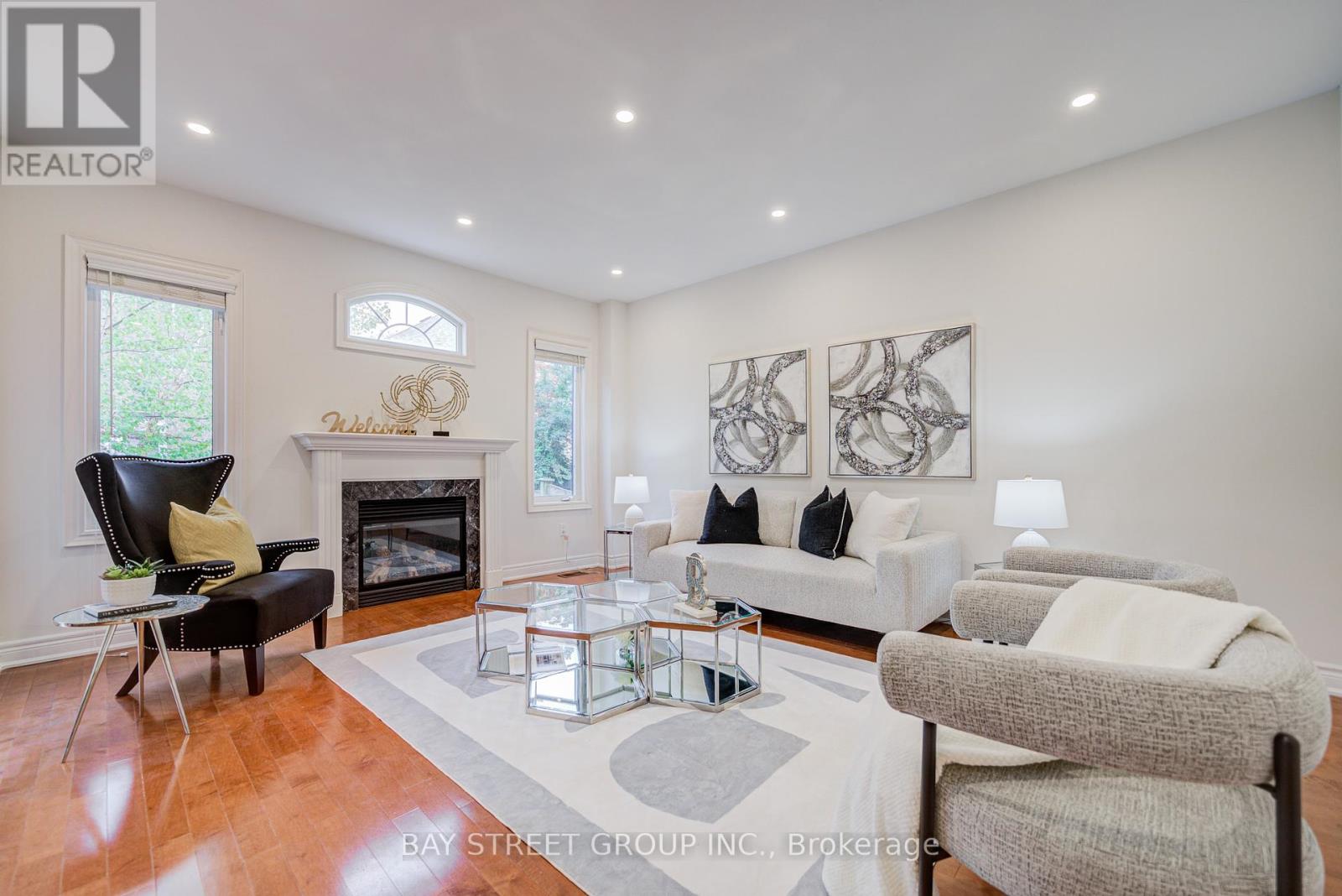 15 Sisley Crescent, Vaughan, Ontario  L4J 9J1 - Photo 12 - N12425362