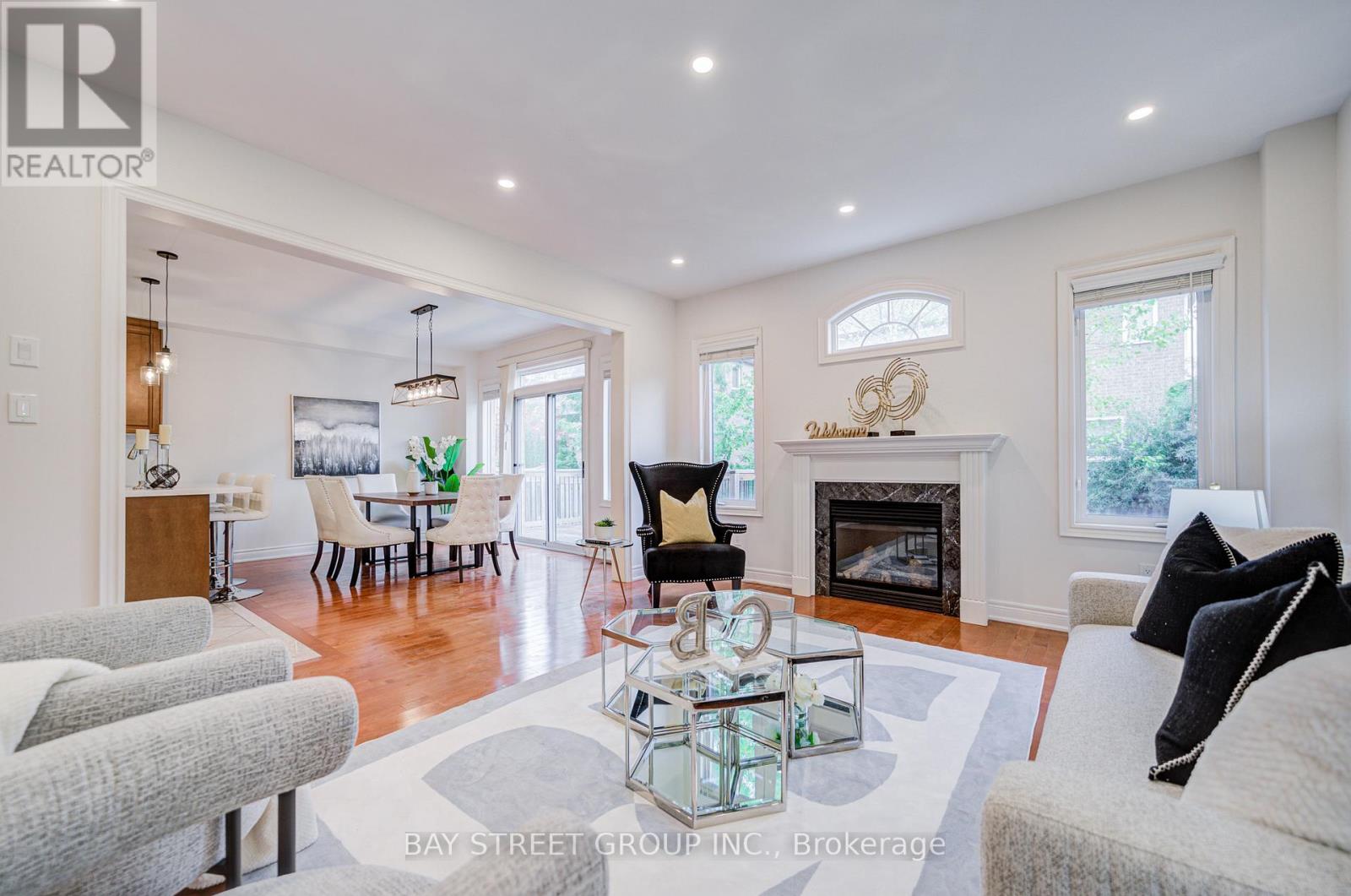 15 Sisley Crescent, Vaughan, Ontario  L4J 9J1 - Photo 15 - N12425362