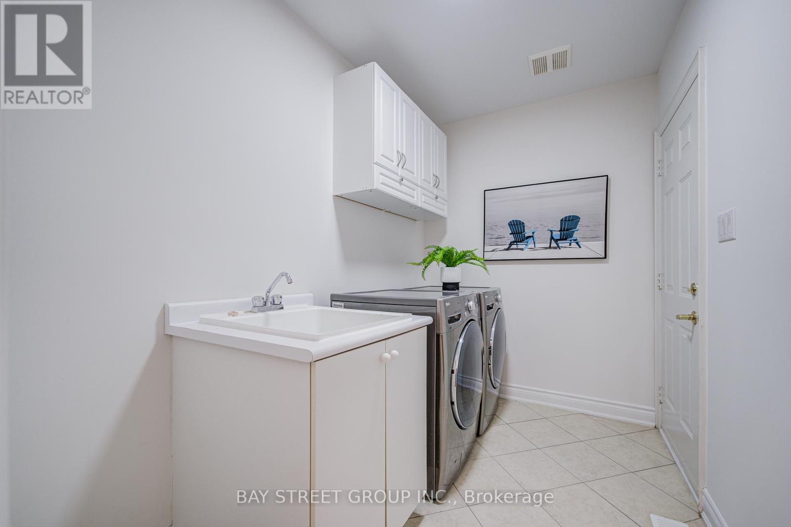 15 Sisley Crescent, Vaughan, Ontario  L4J 9J1 - Photo 24 - N12425362