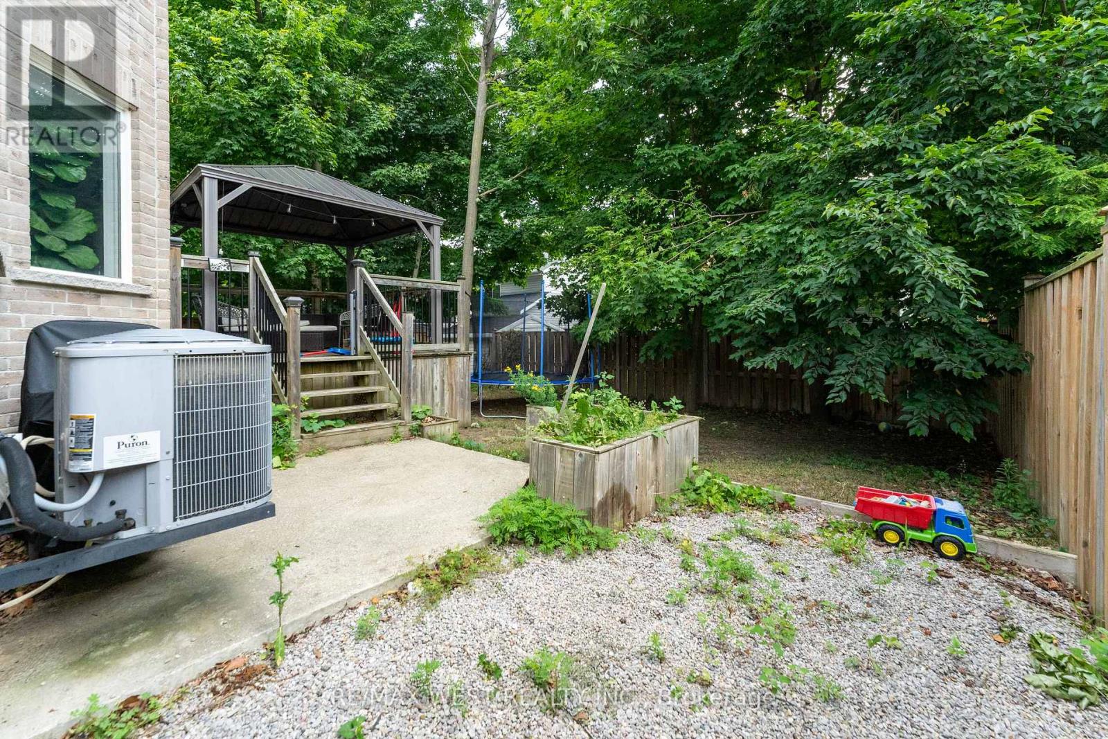 23 Mancini Drive, Essa, Ontario  L0M 1B1 - Photo 41 - N12425372