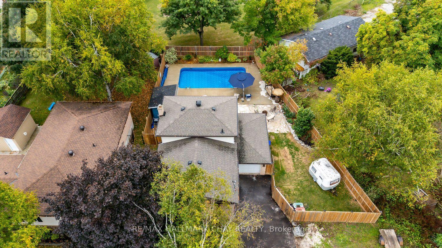 95 Boyne Crescent, New Tecumseth, Ontario  L9R 1K2 - Photo 1 - N12425383