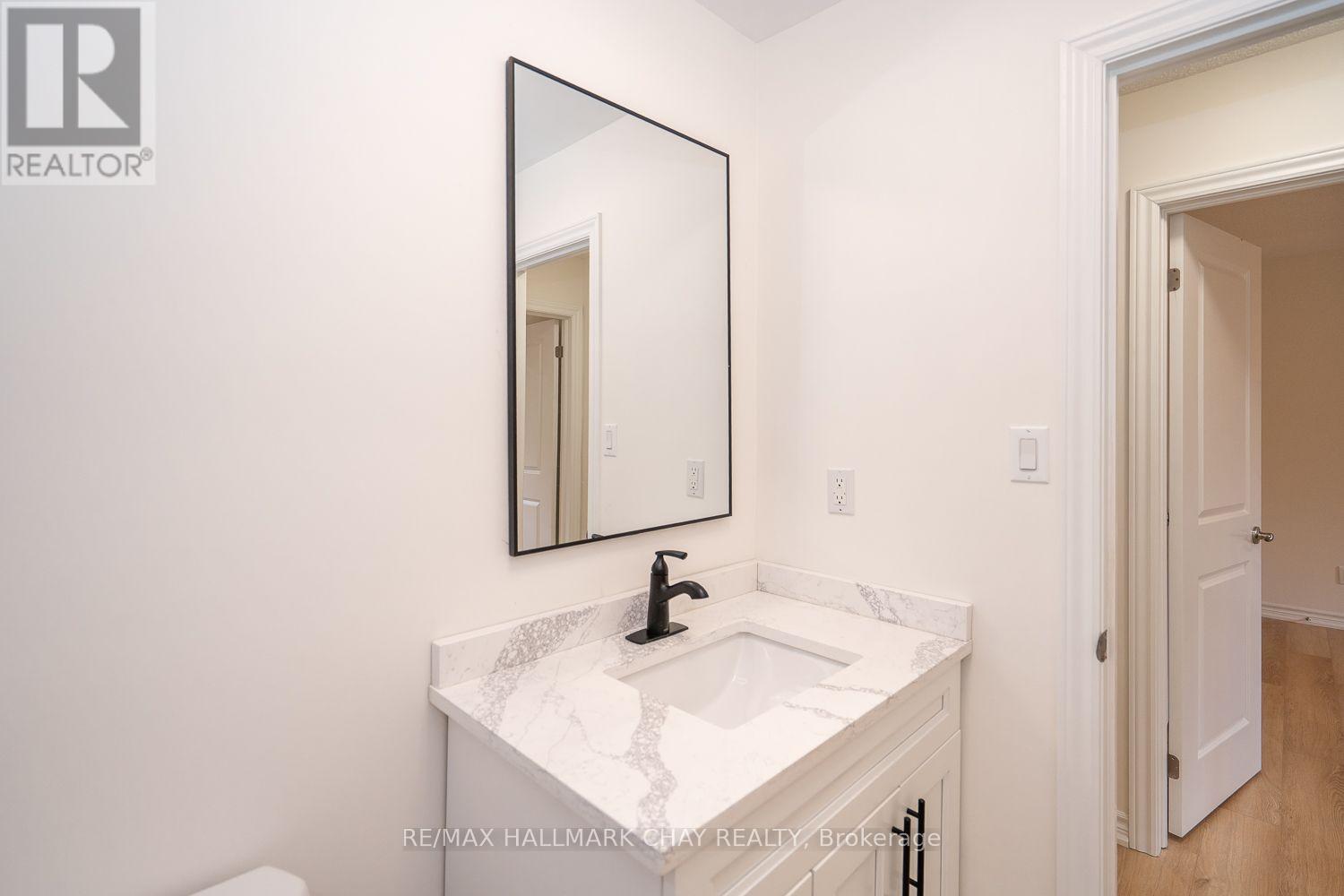 95 Boyne Crescent, New Tecumseth, Ontario  L9R 1K2 - Photo 33 - N12425383
