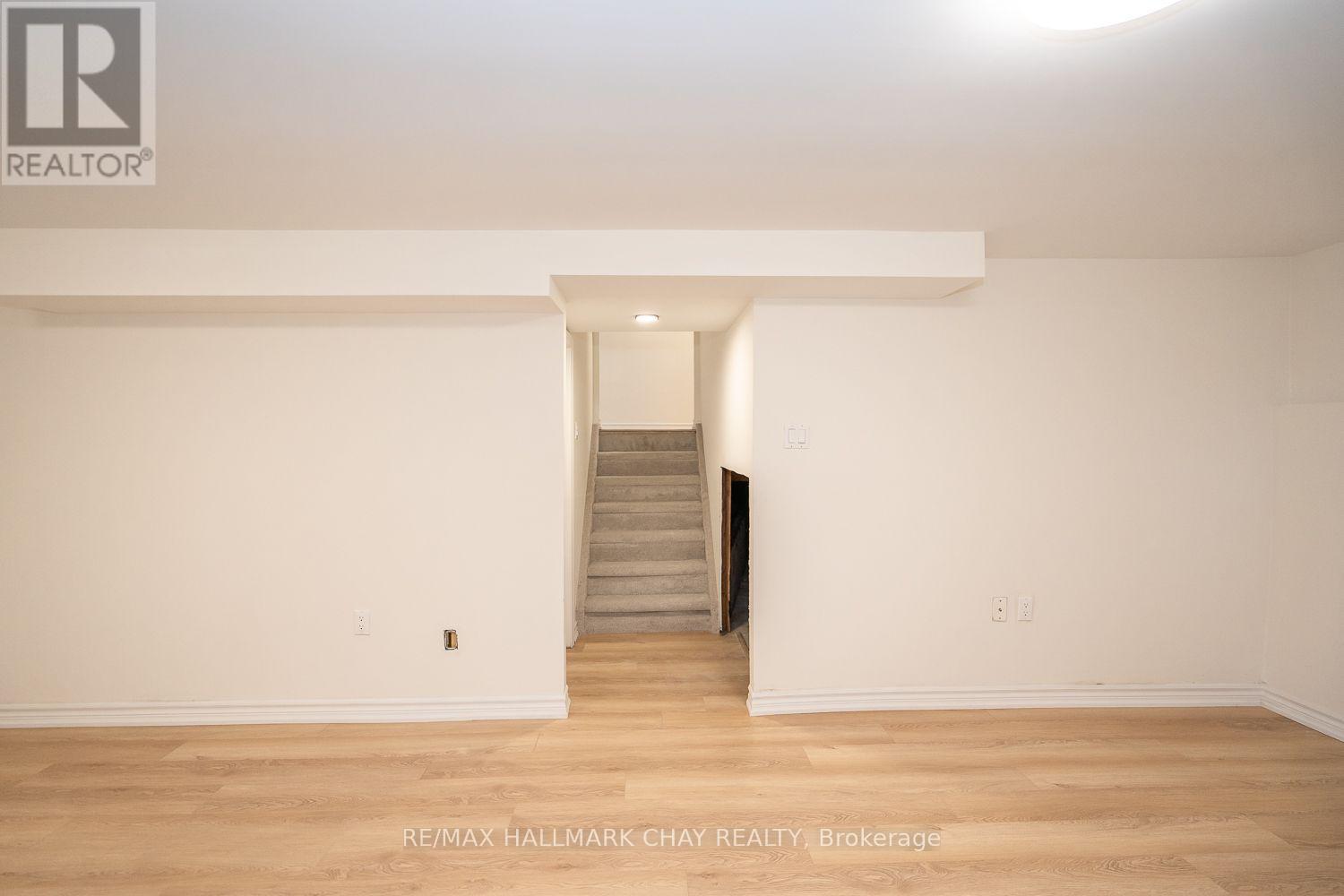 95 Boyne Crescent, New Tecumseth, Ontario  L9R 1K2 - Photo 34 - N12425383