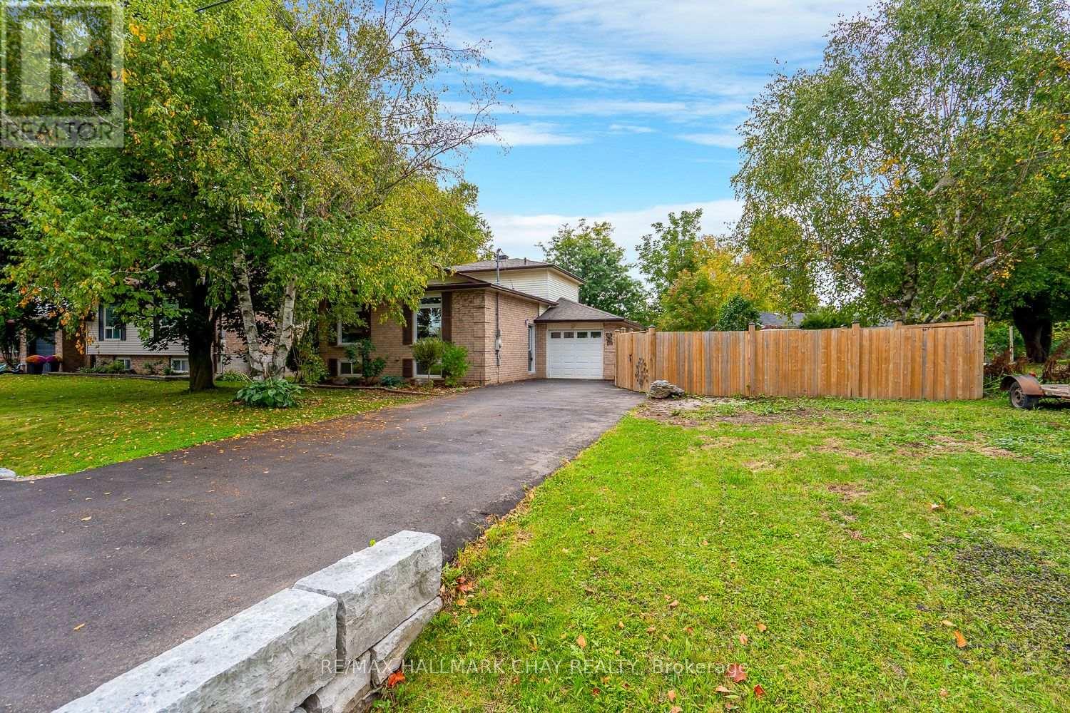 95 Boyne Crescent, New Tecumseth, Ontario  L9R 1K2 - Photo 6 - N12425383