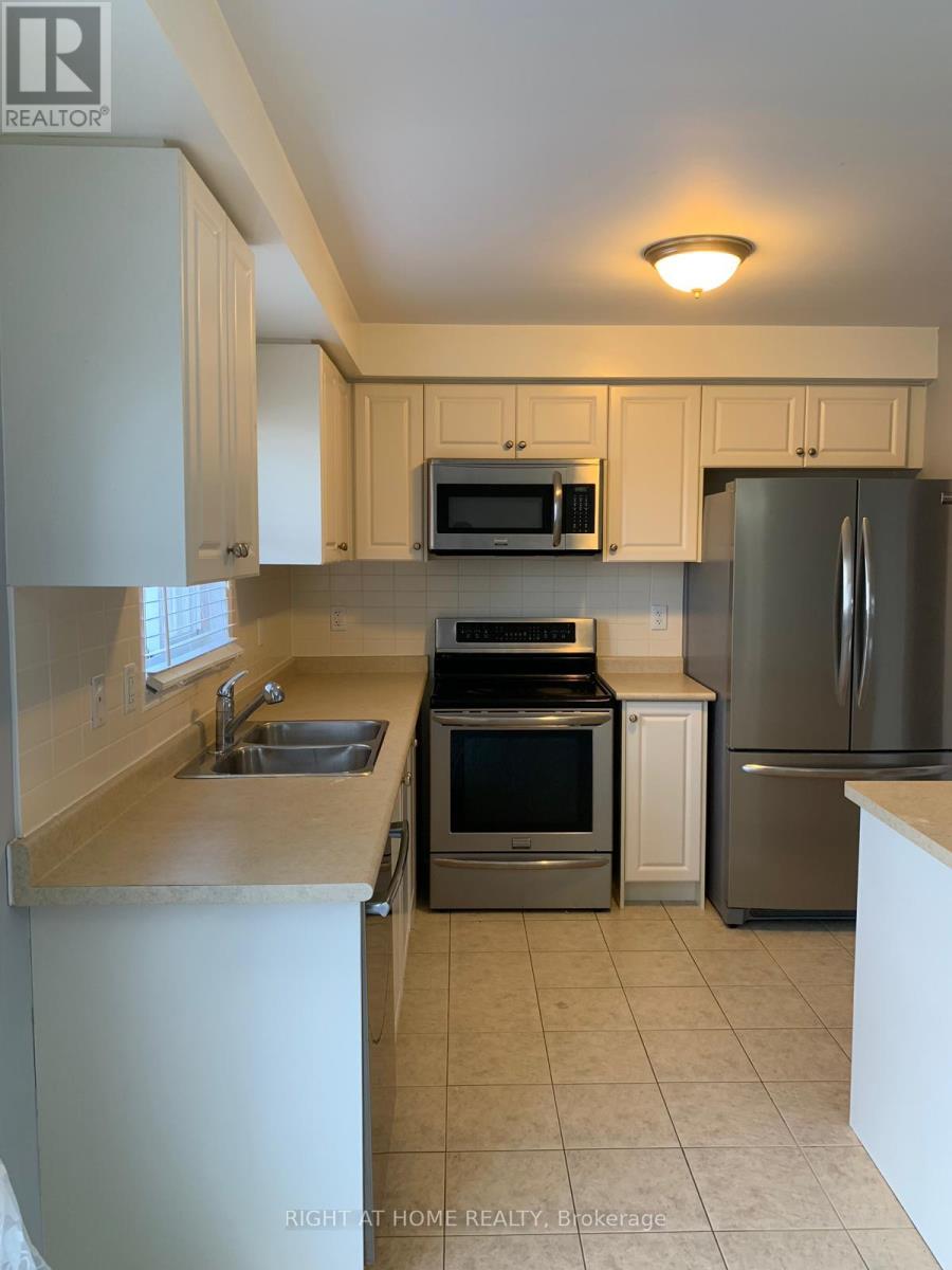56 - 2179 Fiddlers Way, Oakville, Ontario  L6M 0L6 - Photo 3 - W12425368
