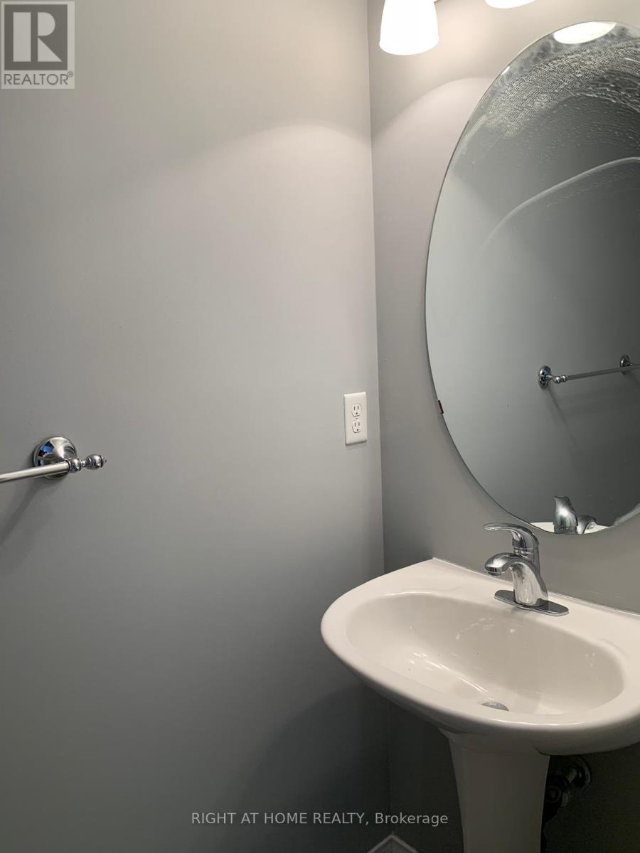 56 - 2179 Fiddlers Way, Oakville, Ontario  L6M 0L6 - Photo 7 - W12425368