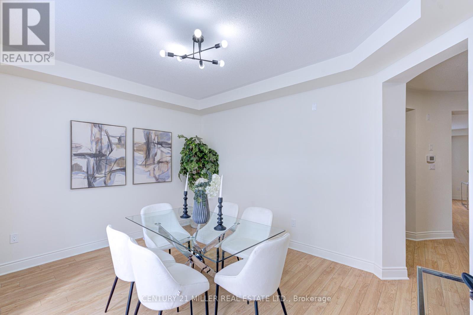 2419 Baronwood Drive, Oakville, Ontario  L6M 0J7 - Photo 19 - W12425379