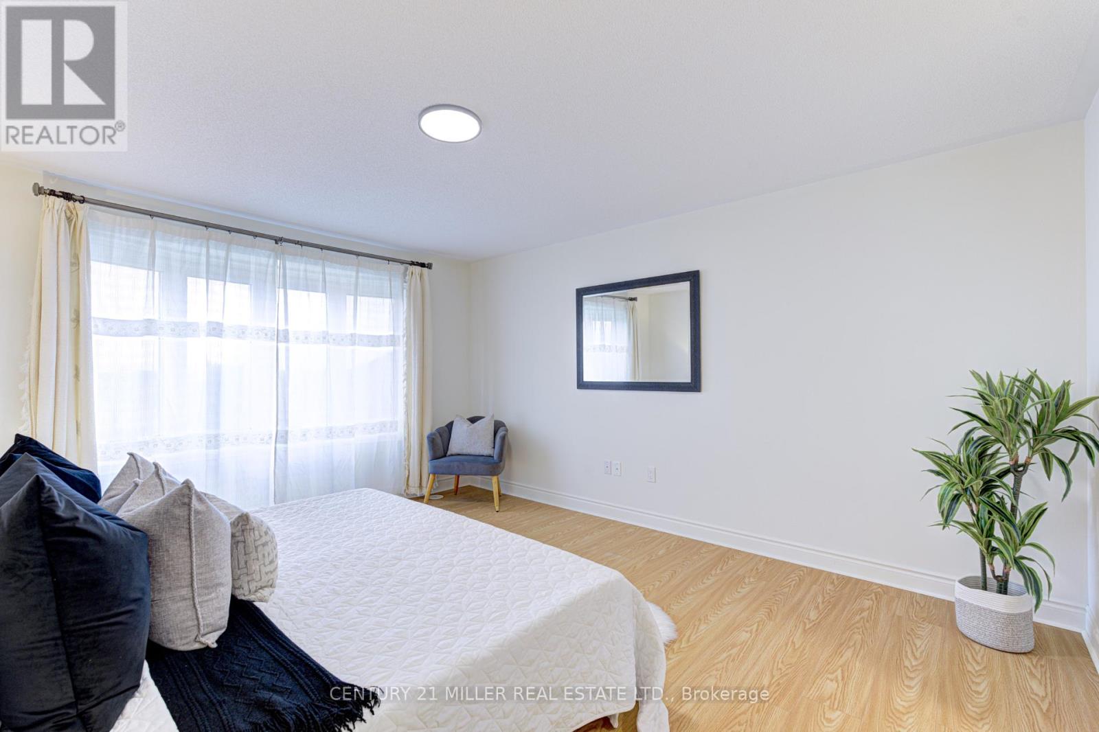 2419 Baronwood Drive, Oakville, Ontario  L6M 0J7 - Photo 28 - W12425379