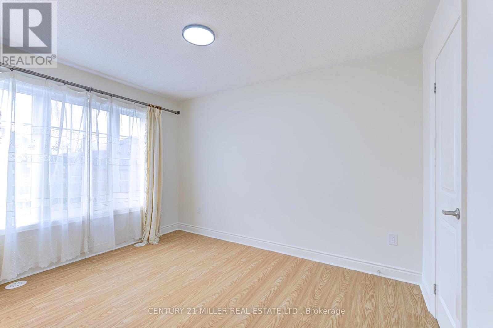 2419 Baronwood Drive, Oakville, Ontario  L6M 0J7 - Photo 33 - W12425379