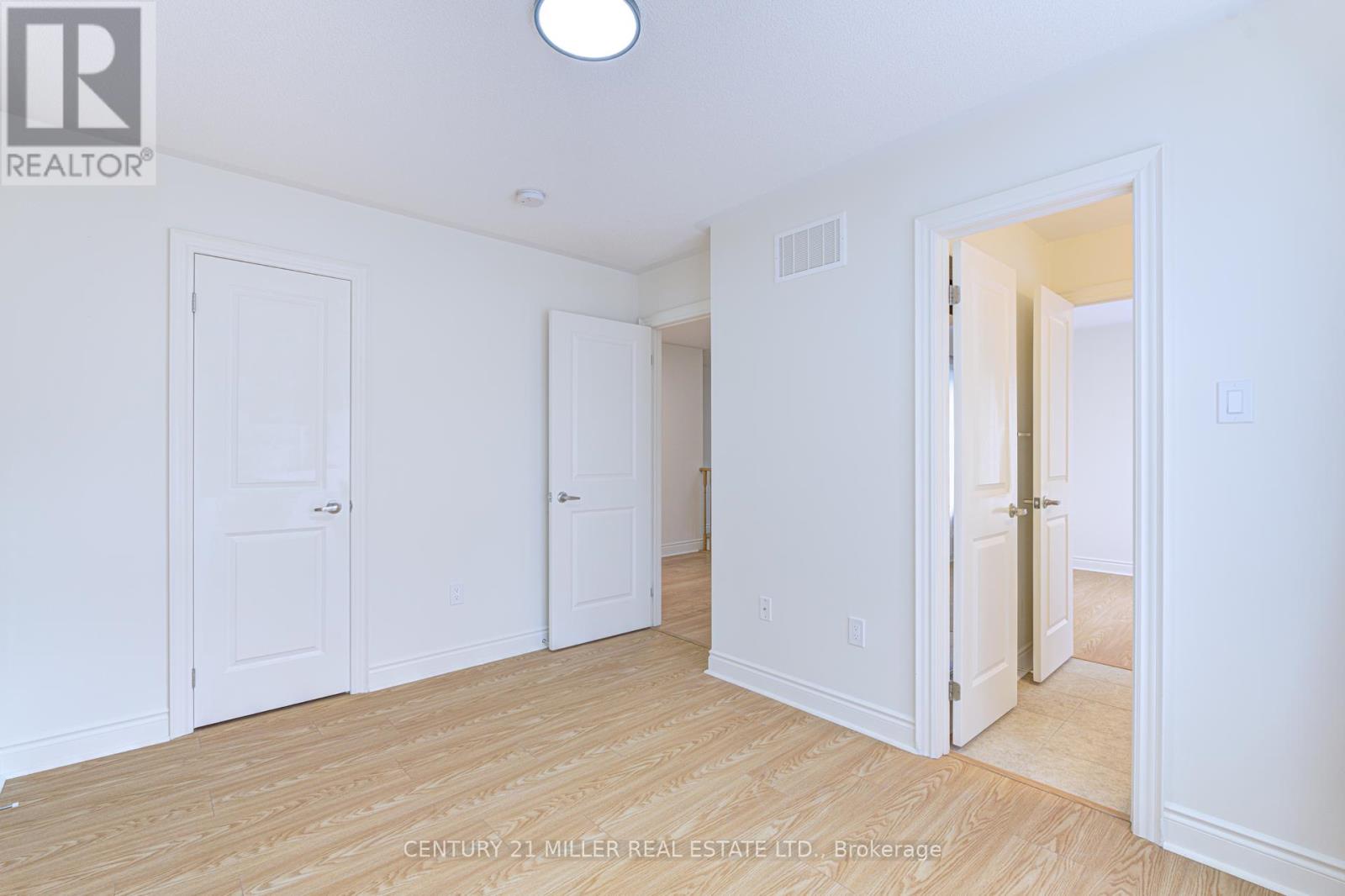 2419 Baronwood Drive, Oakville, Ontario  L6M 0J7 - Photo 34 - W12425379