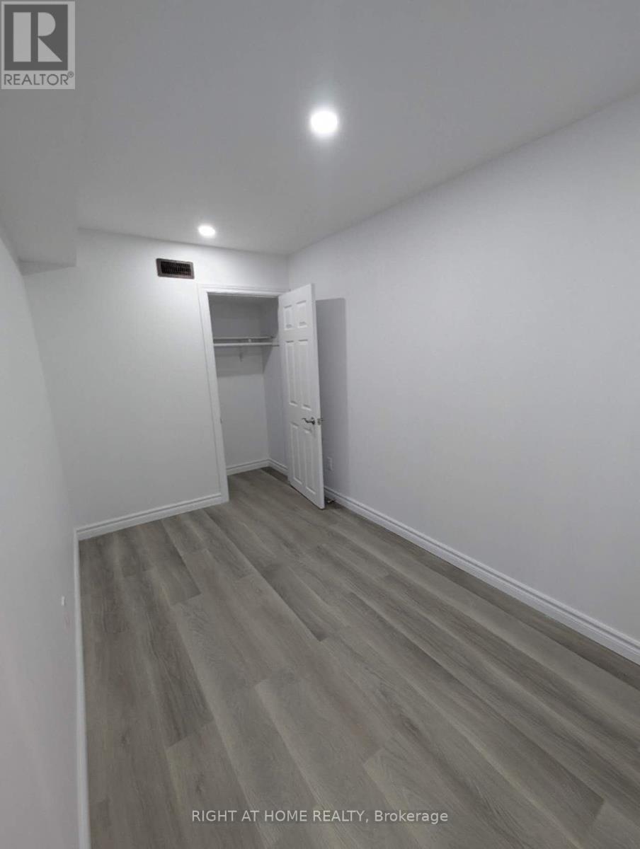 Lower - 58 Meadowcrest Lane, Brampton, Ontario  L7A 0V7 - Photo 20 - W12425395