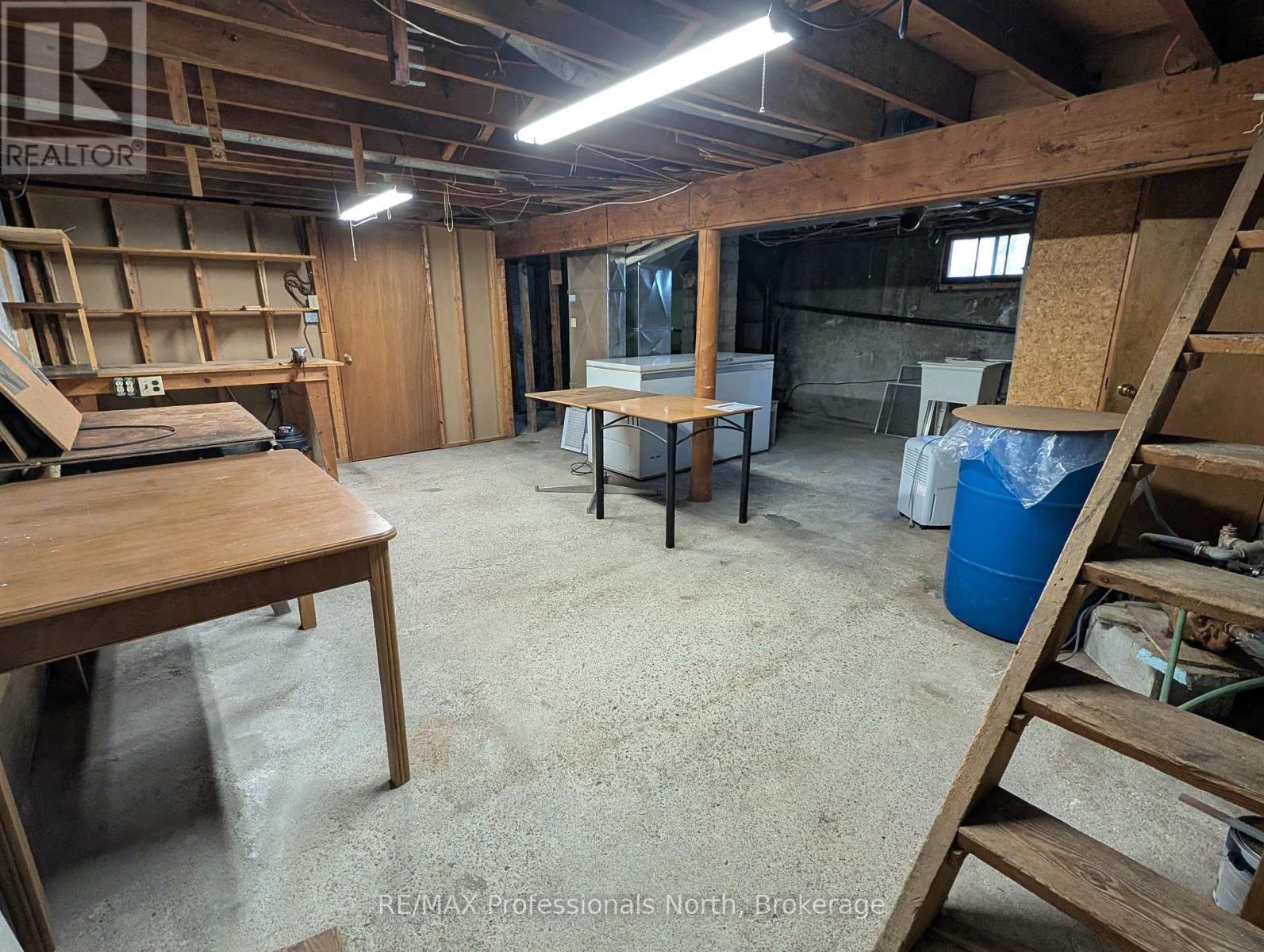 257 Albert Street N, Strong, Ontario  P0A 1Z0 - Photo 12 - X12425440