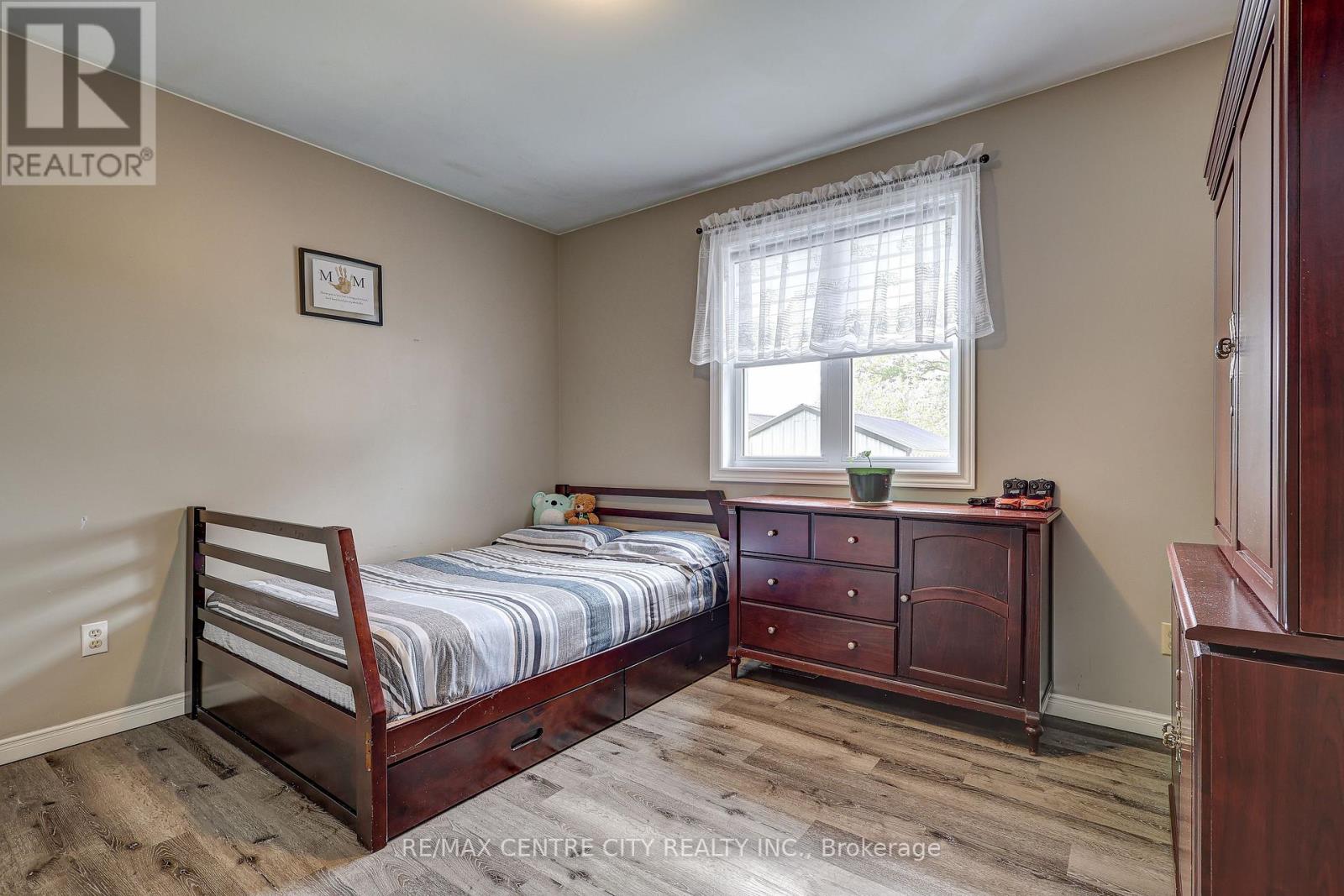 8109 Sandytown Road, Bayham, Ontario  N0J 1Y0 - Photo 15 - X12425418