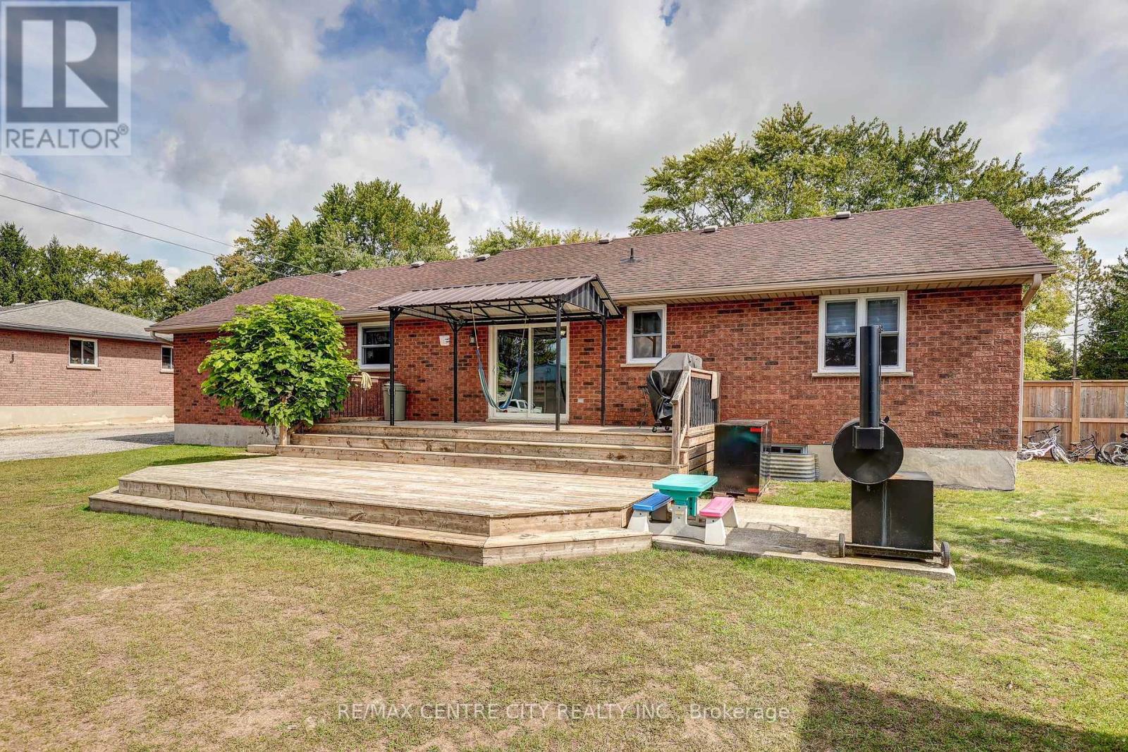 8109 Sandytown Road, Bayham, Ontario  N0J 1Y0 - Photo 32 - X12425418