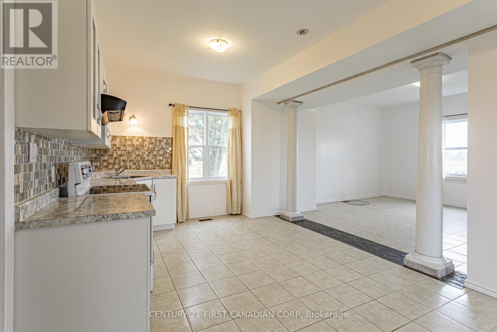 50917 Yorke Line, Malahide, Ontario  N0L 1B0 - Photo 10 - X12425435