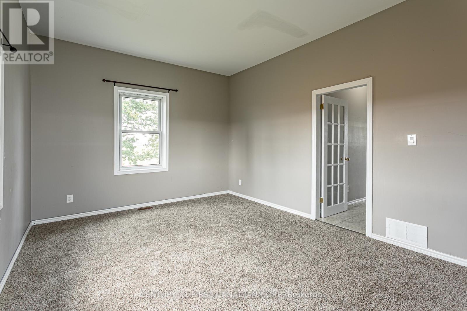 50917 Yorke Line, Malahide, Ontario  N0L 1B0 - Photo 15 - X12425435