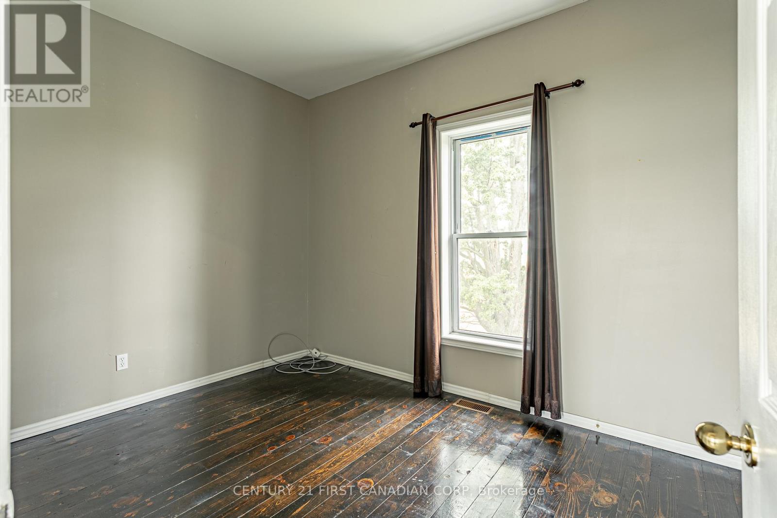 50917 Yorke Line, Malahide, Ontario  N0L 1B0 - Photo 16 - X12425435