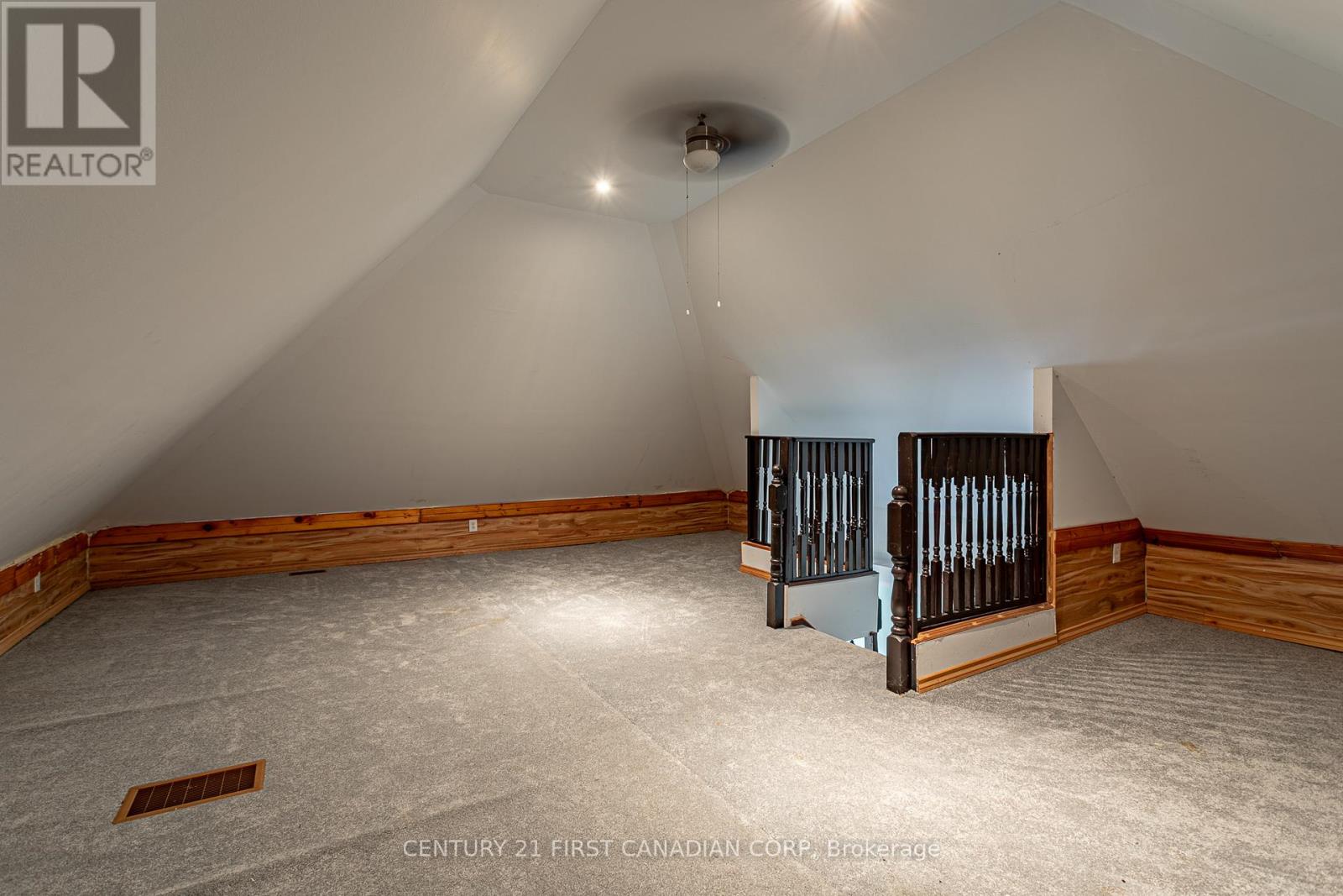50917 Yorke Line, Malahide, Ontario  N0L 1B0 - Photo 20 - X12425435
