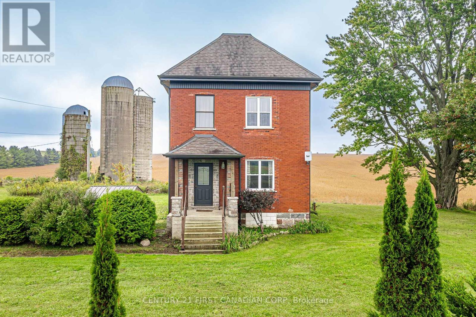 50917 Yorke Line, Malahide, Ontario  N0L 1B0 - Photo 5 - X12425435