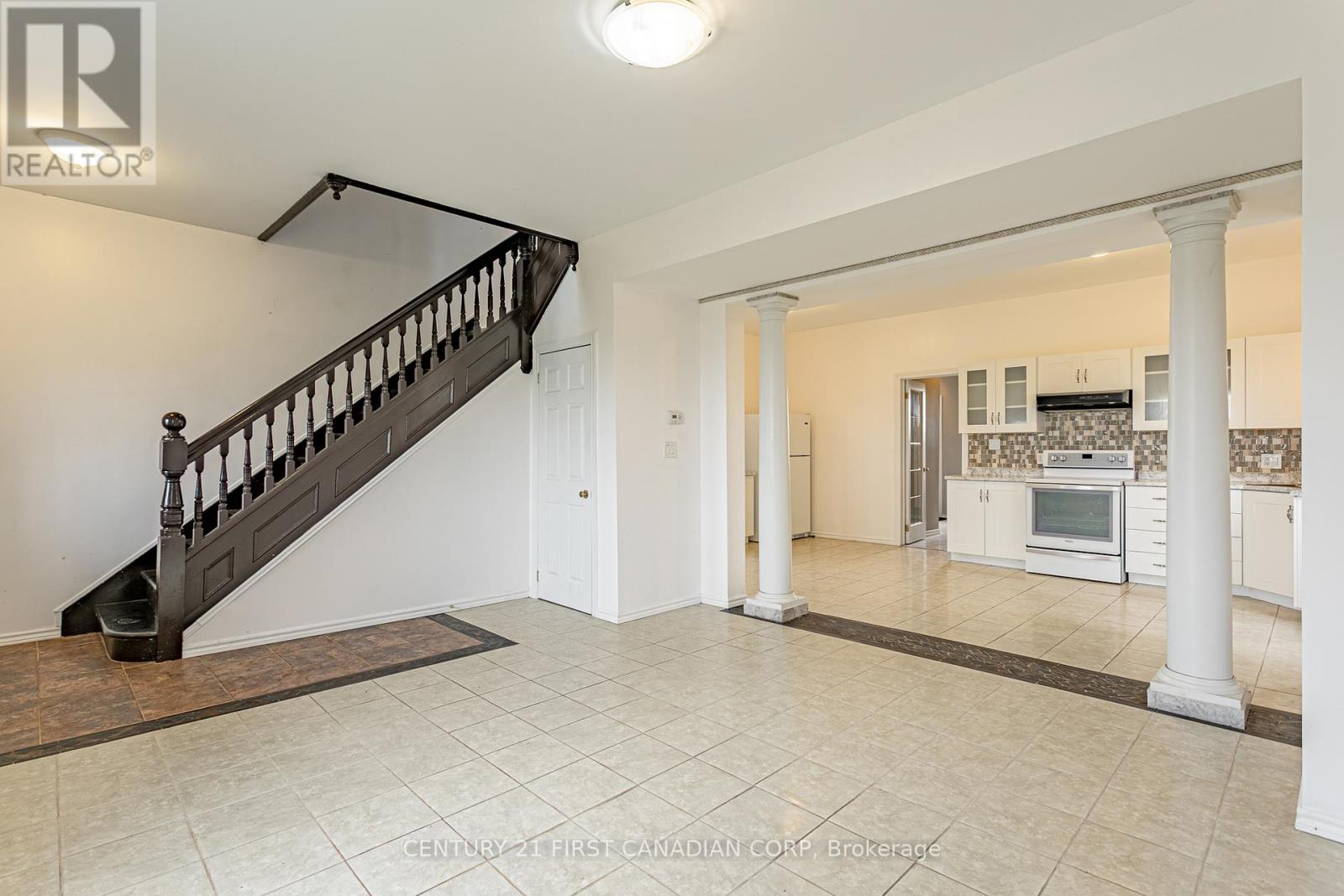 50917 Yorke Line, Malahide, Ontario  N0L 1B0 - Photo 7 - X12425435
