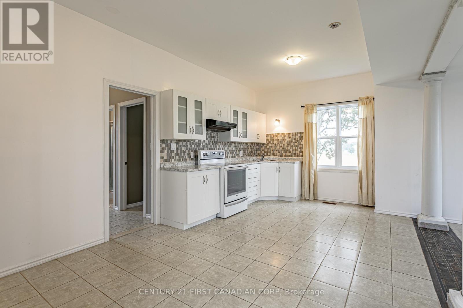 50917 Yorke Line, Malahide, Ontario  N0L 1B0 - Photo 9 - X12425435