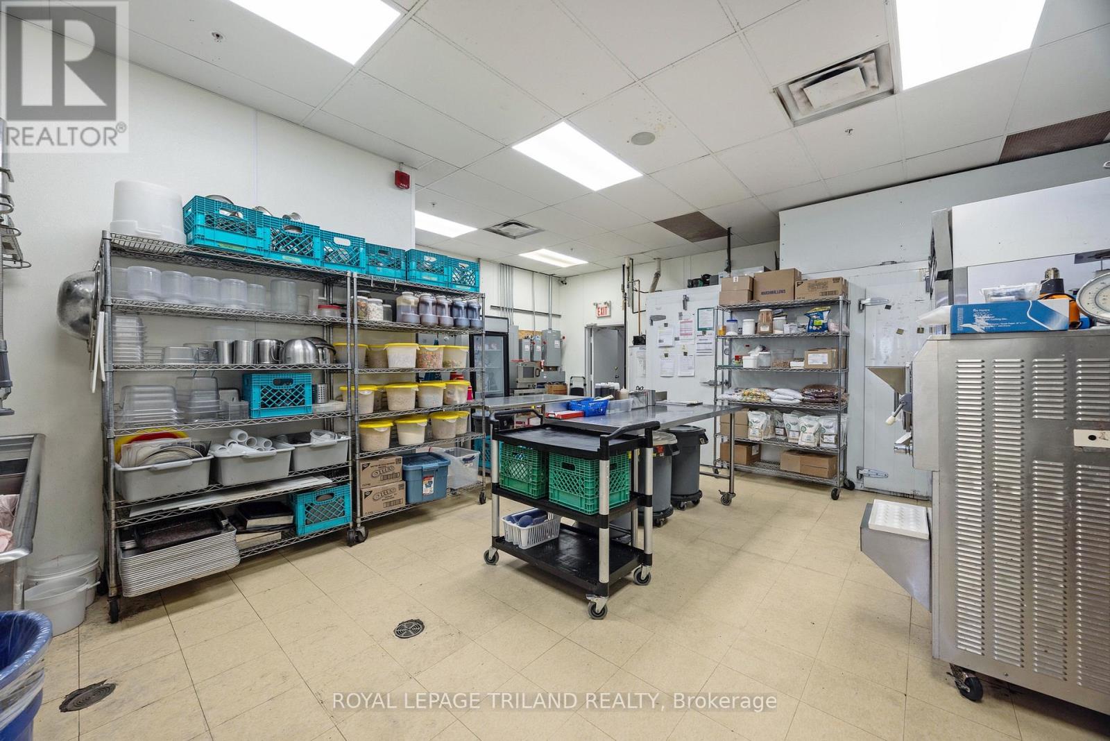 Unit E - 50 North Centre Road, London North, Ontario  N5X 3W1 - Photo 21 - X12425443