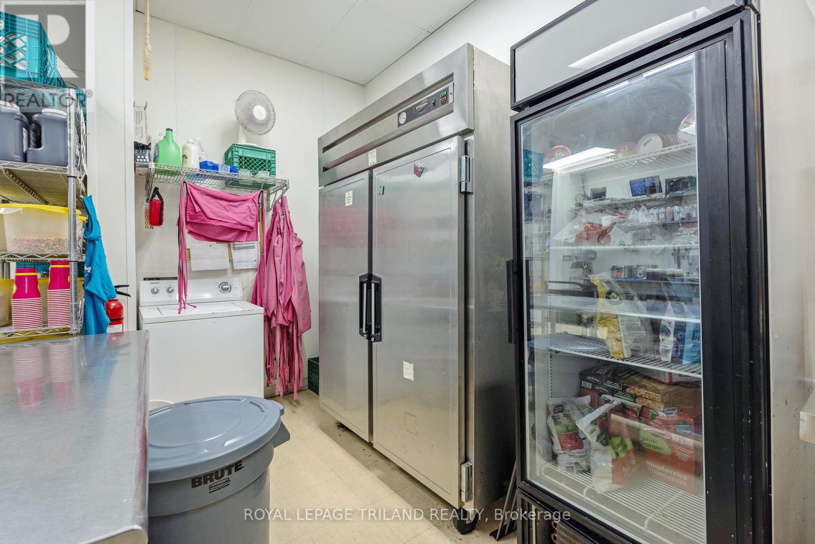 Unit E - 50 North Centre Road, London North, Ontario  N5X 3W1 - Photo 22 - X12425443