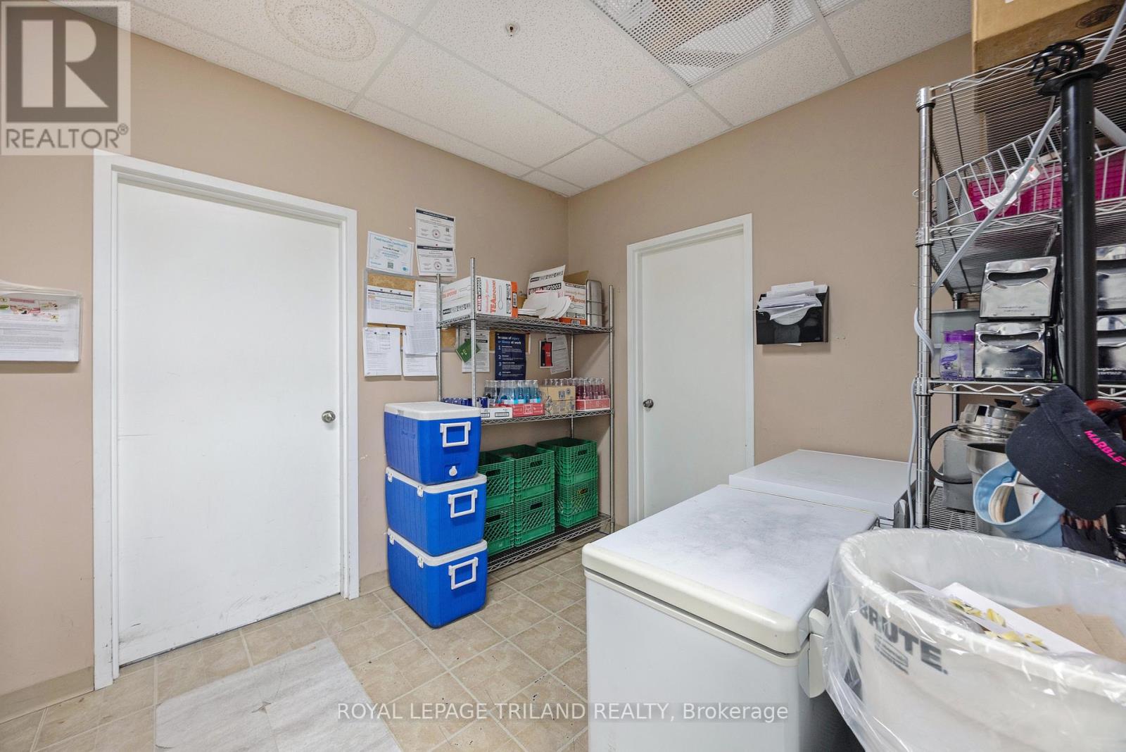 Unit E - 50 North Centre Road, London North, Ontario  N5X 3W1 - Photo 26 - X12425443