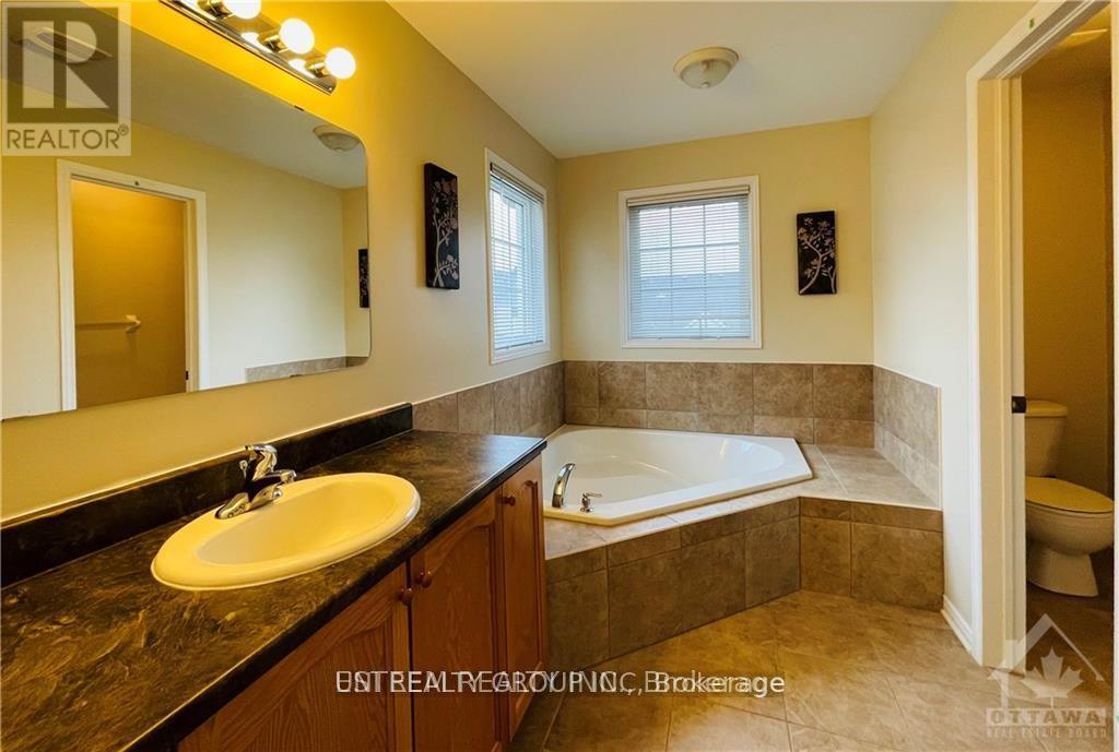 105 Cheyenne Way, Ottawa, Ontario  K2J 0E8 - Photo 23 - X12425446