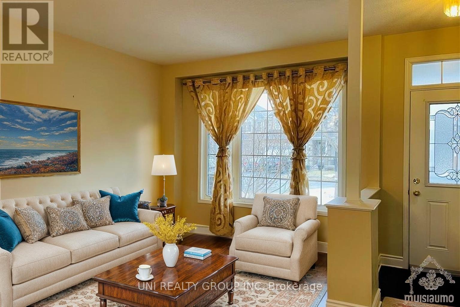 105 Cheyenne Way, Ottawa, Ontario  K2J 0E8 - Photo 6 - X12425446