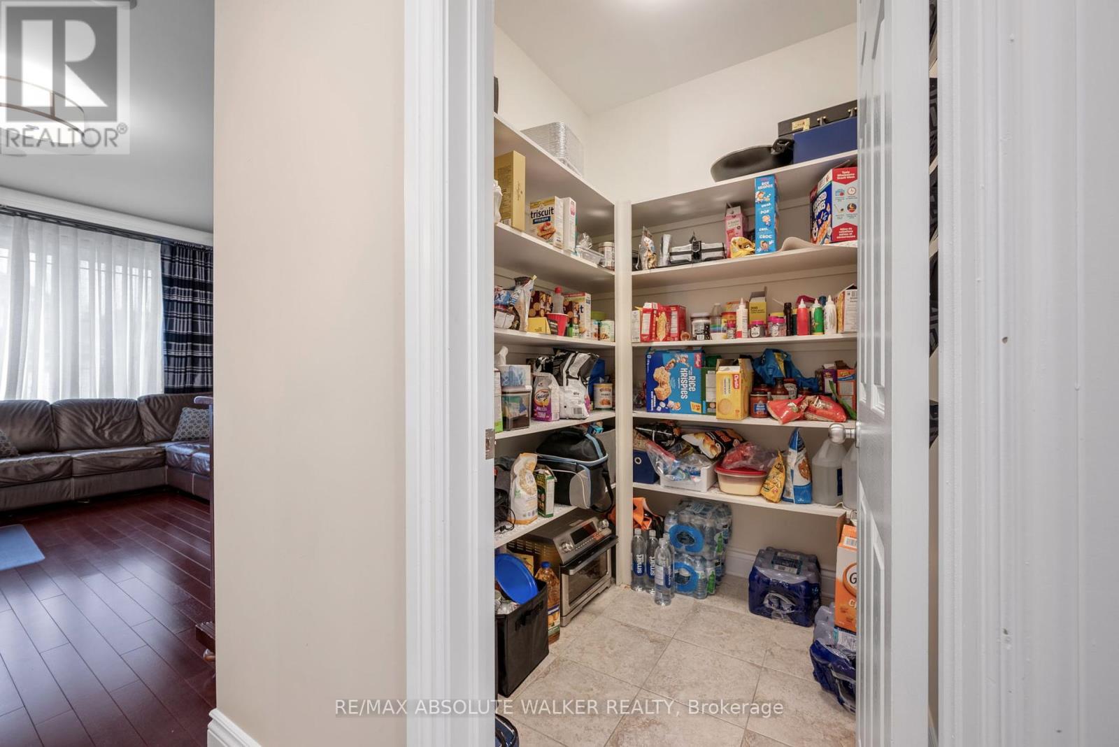 11 Tradewinds Drive, Ottawa, Ontario  K2G 6Y4 - Photo 12 - X12425451