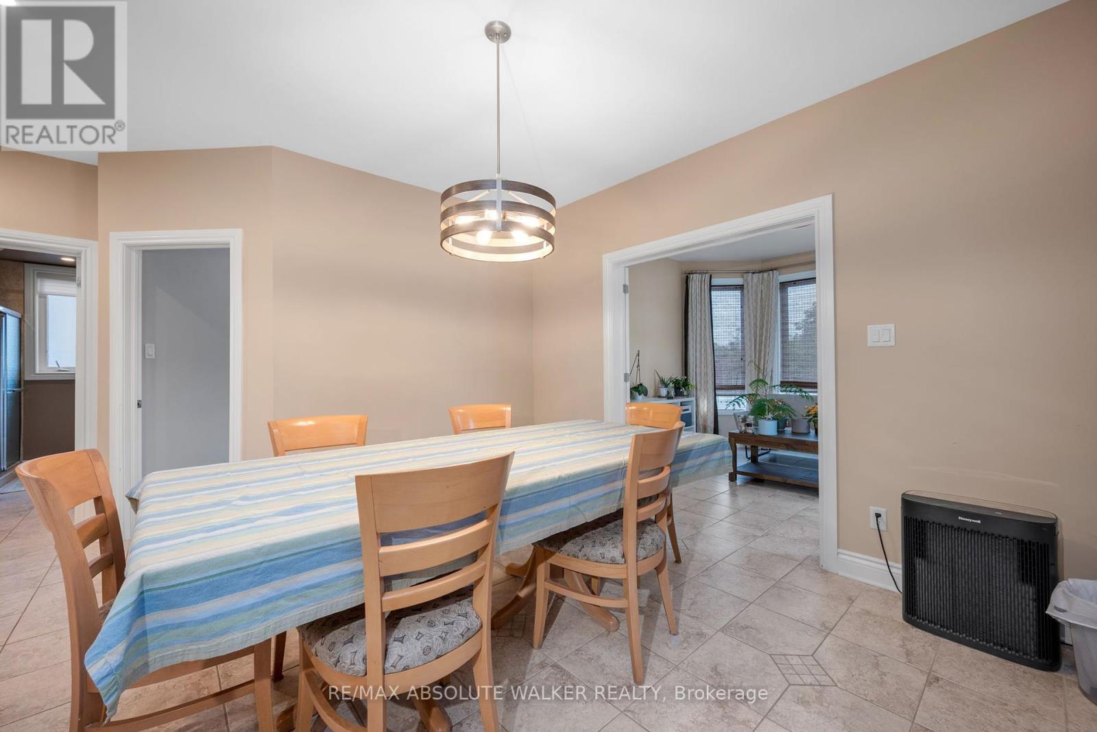 11 Tradewinds Drive, Ottawa, Ontario  K2G 6Y4 - Photo 13 - X12425451