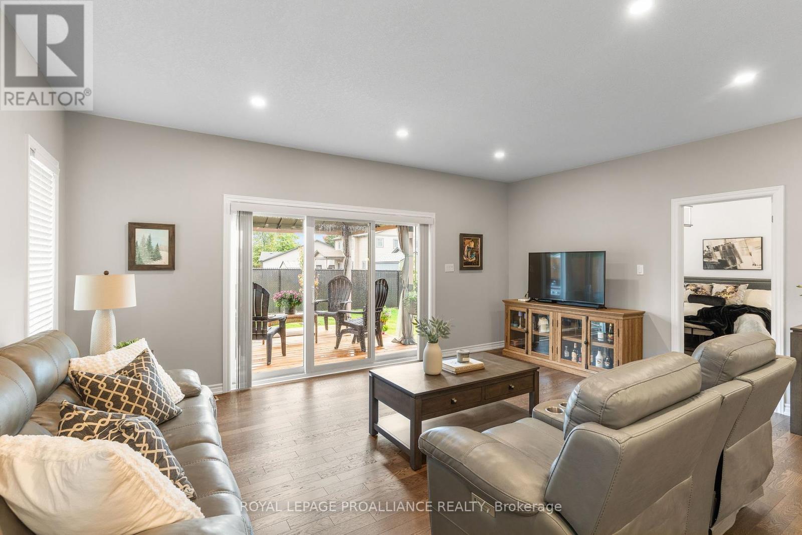 117 Adley Drive, Brockville, Ontario  K6V 7J2 - Photo 20 - X12425419