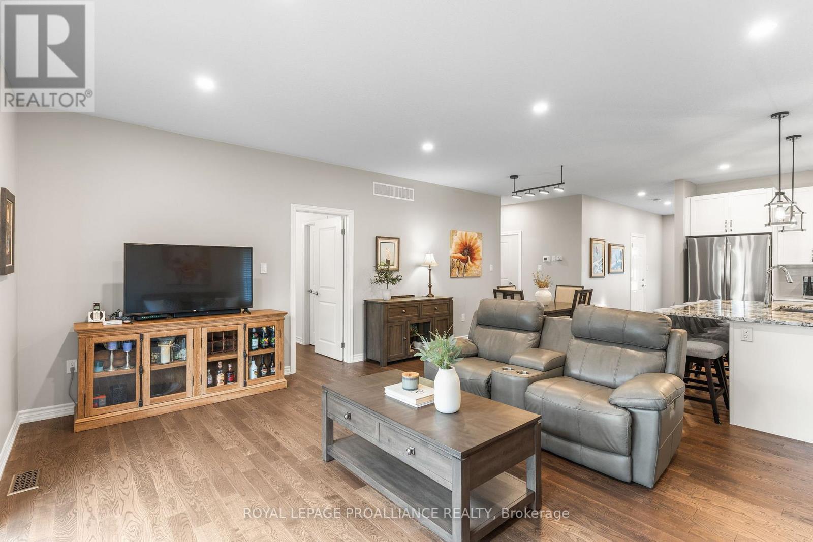 117 Adley Drive, Brockville, Ontario  K6V 7J2 - Photo 24 - X12425419