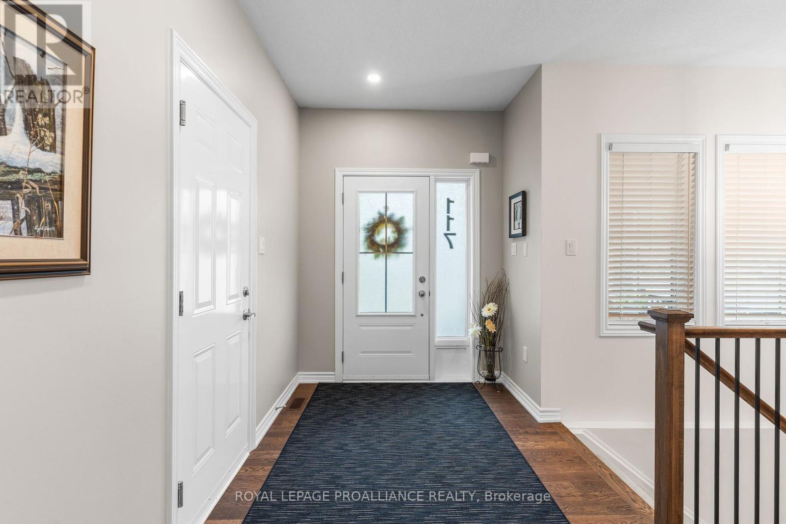 117 Adley Drive, Brockville, Ontario  K6V 7J2 - Photo 7 - X12425419