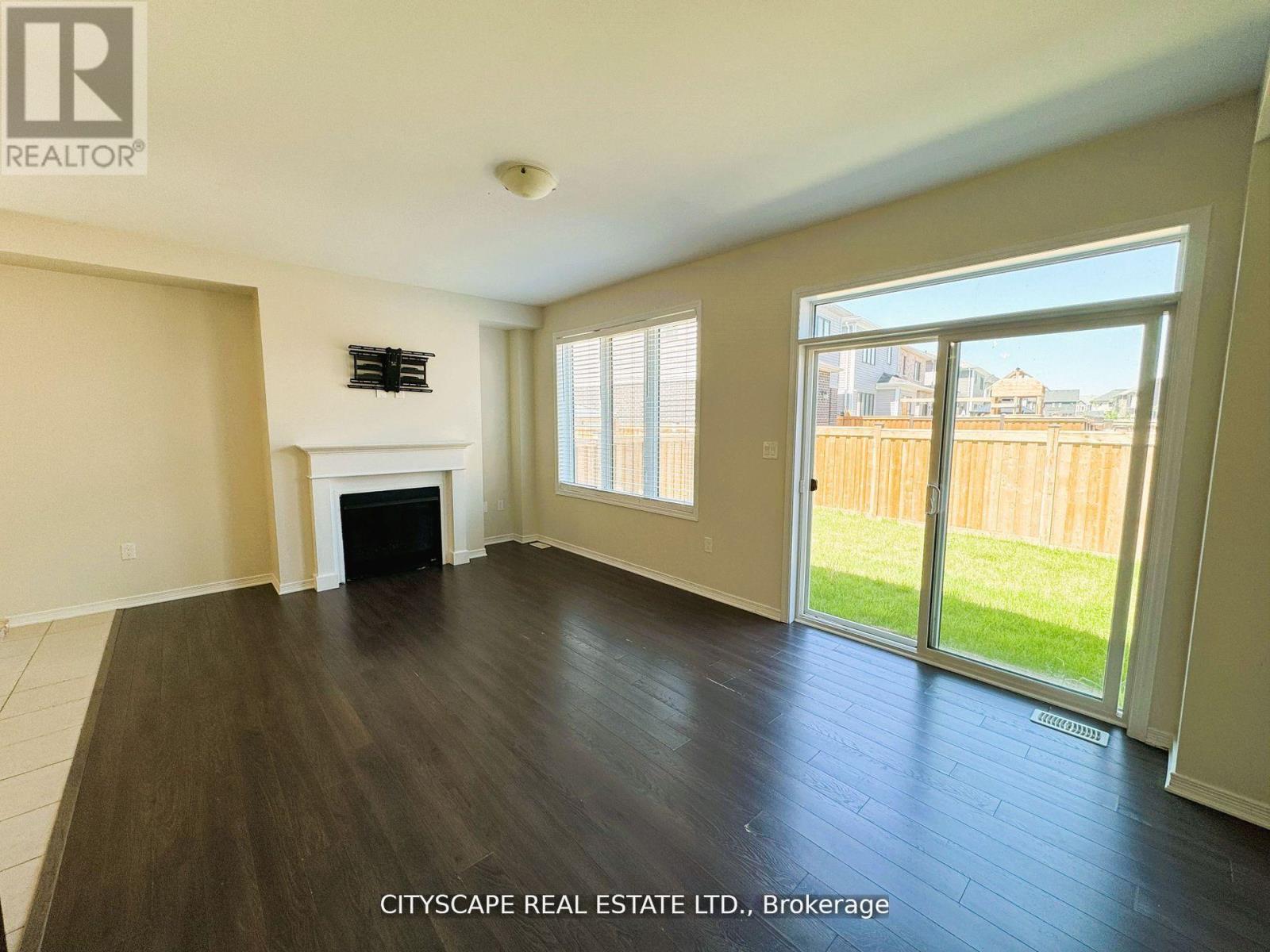 72 Maclachlan Avenue, Haldimand, Ontario  N3W 0C8 - Photo 10 - X12425406