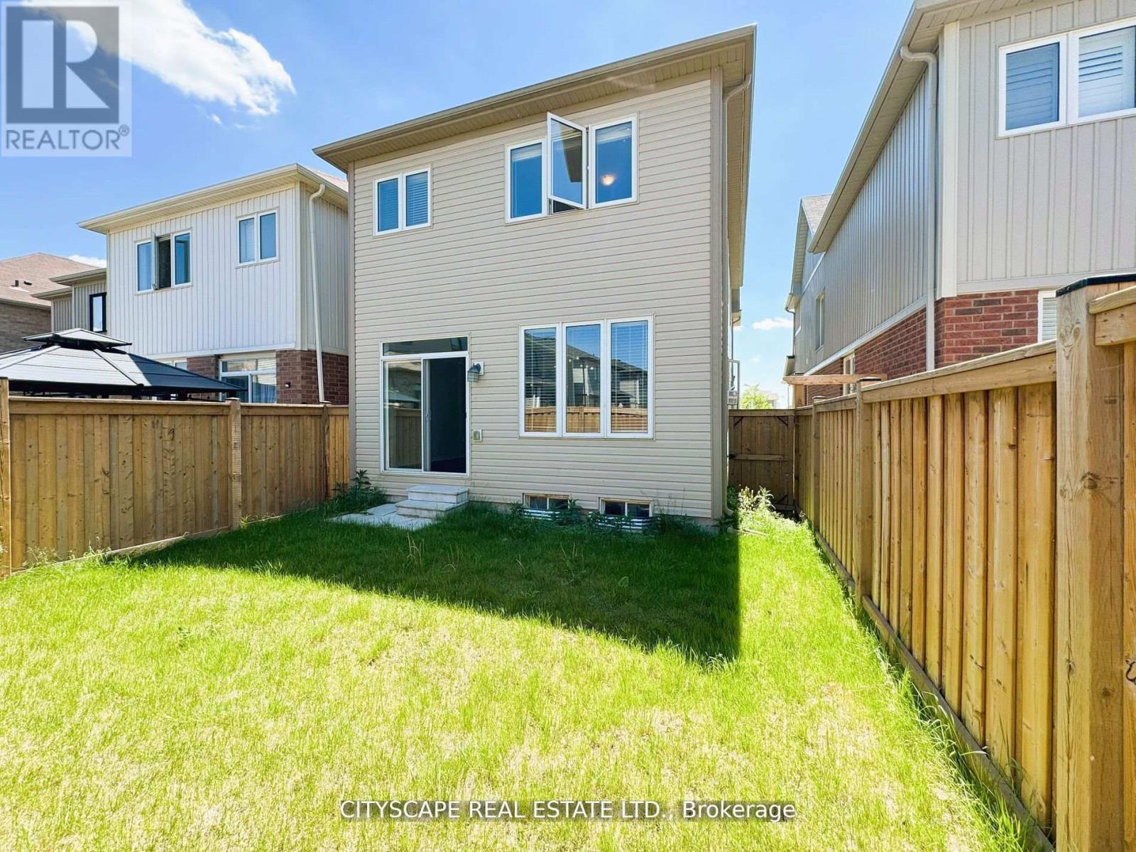 72 Maclachlan Avenue, Haldimand, Ontario  N3W 0C8 - Photo 39 - X12425406