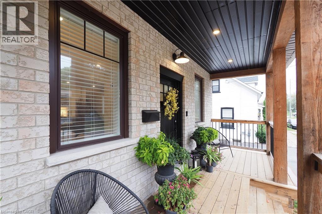 238 Eagle St S Street S, Cambridge, Ontario  N3H 1E4 - Photo 3 - 40772975
