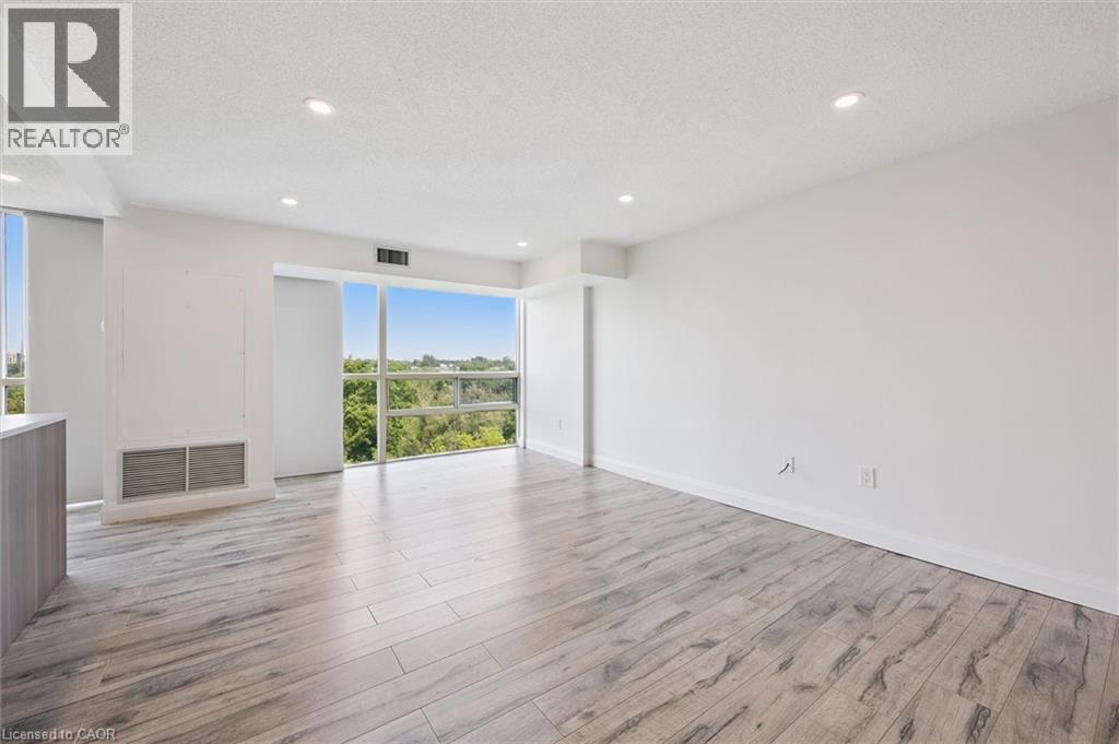 55 Blue Springs Drive Unit# 706, Waterloo, Ontario  N2J 4T3 - Photo 12 - 40773373