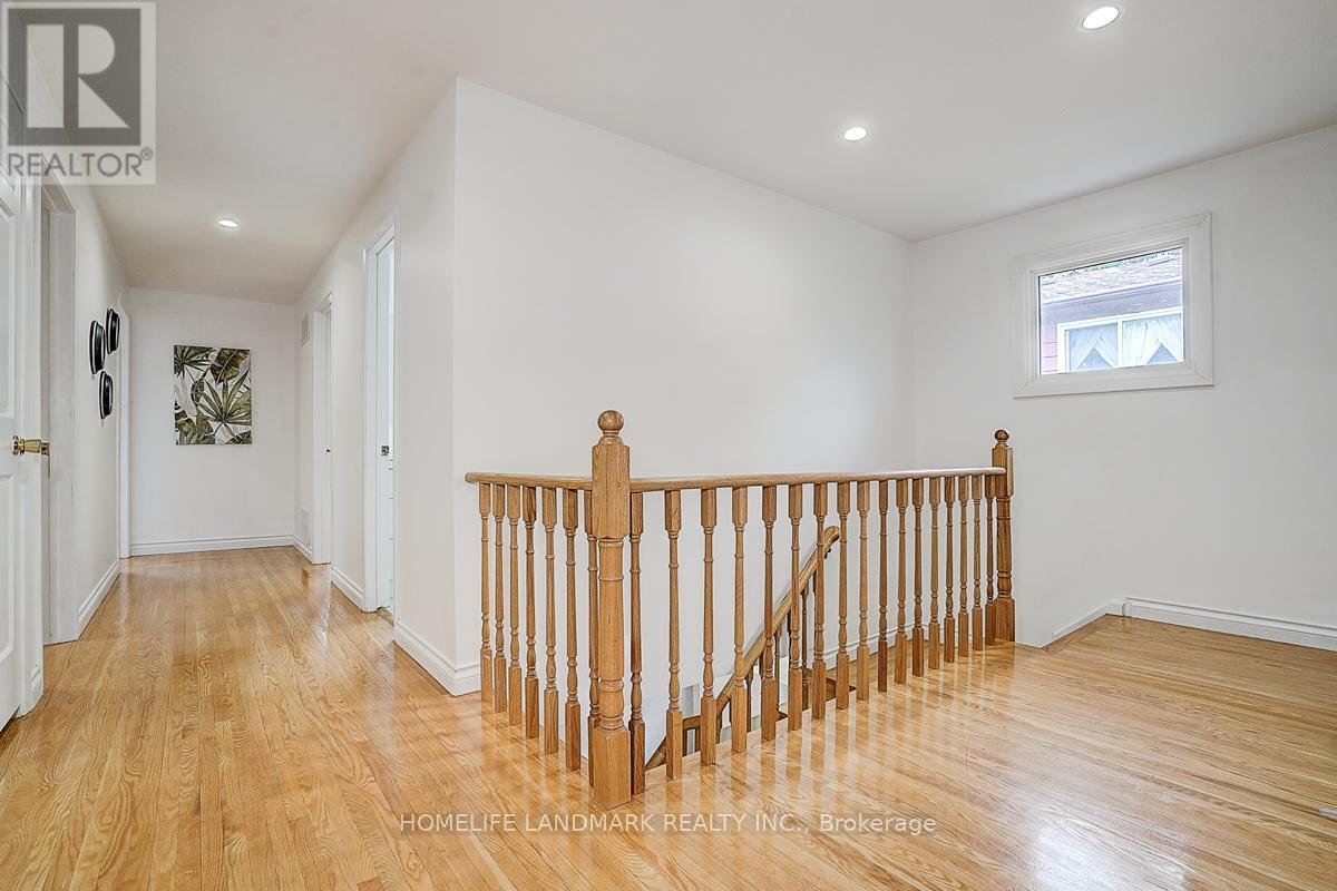 89 Whitehorn Crescent, Toronto, Ontario  M2J 3B1 - Photo 17 - C12425445
