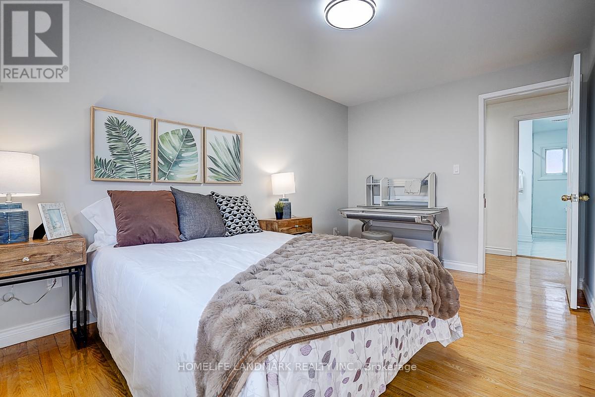 89 Whitehorn Crescent, Toronto, Ontario  M2J 3B1 - Photo 23 - C12425445