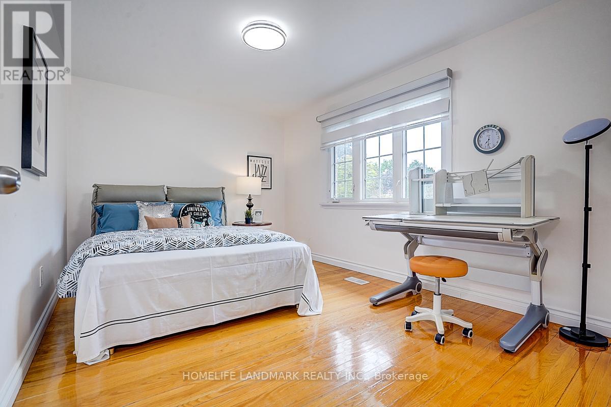 89 Whitehorn Crescent, Toronto, Ontario  M2J 3B1 - Photo 24 - C12425445