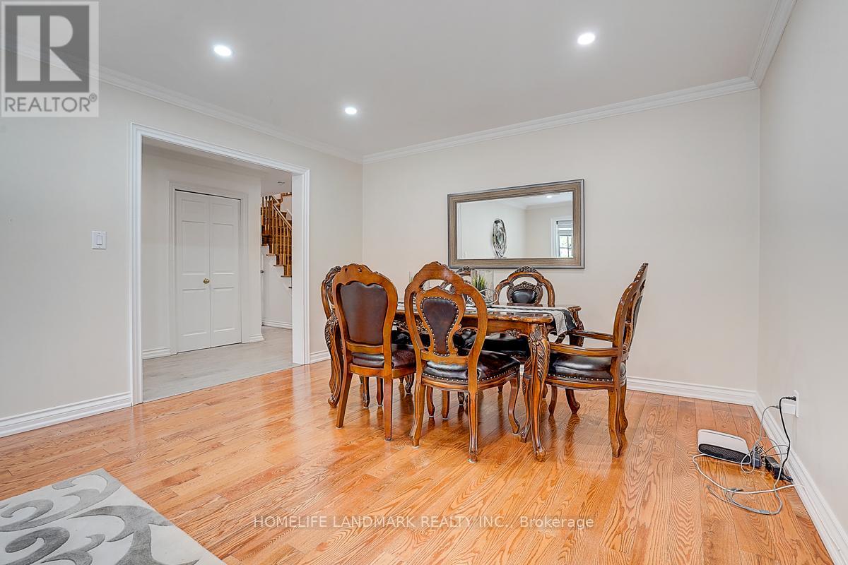 89 Whitehorn Crescent, Toronto, Ontario  M2J 3B1 - Photo 4 - C12425445