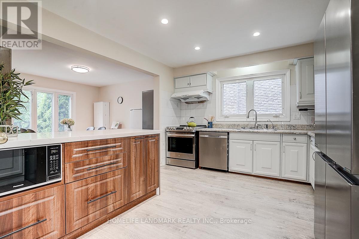 89 Whitehorn Crescent, Toronto, Ontario  M2J 3B1 - Photo 6 - C12425445