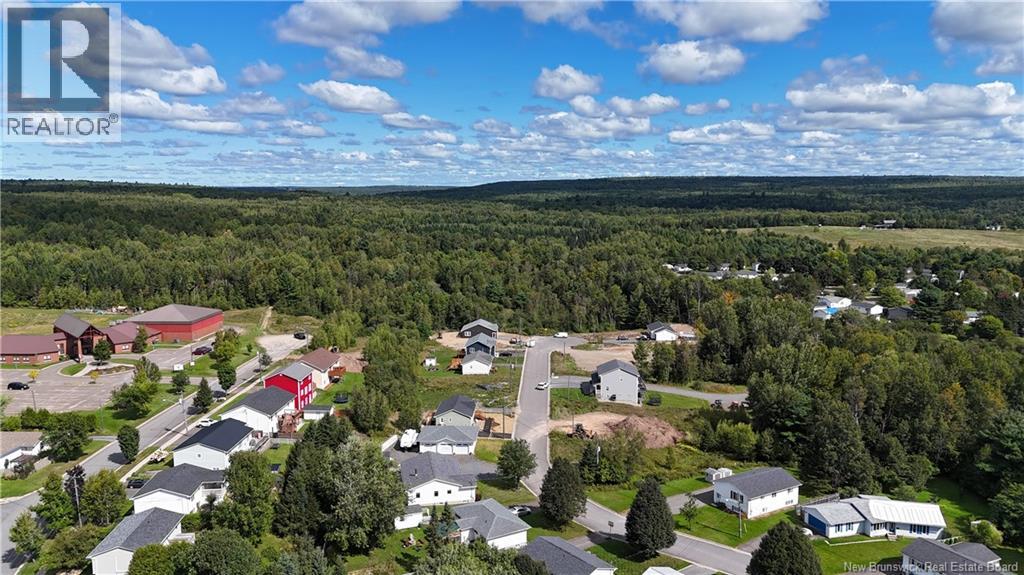 51 Malibu Street, Fredericton, New Brunswick  E3A 5P9 - Photo 6 - NB127348