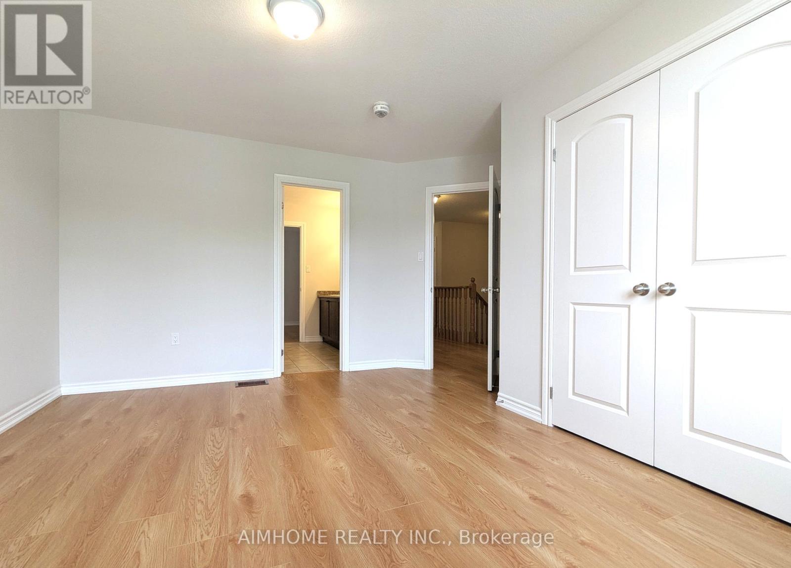 29 Bamburg Street N, Georgina, Ontario  L0E 1R0 - Photo 31 - N12425425