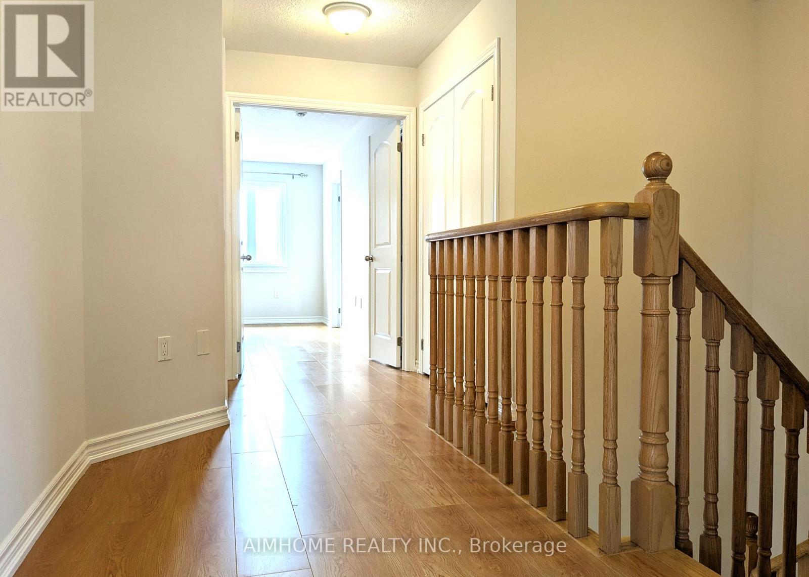 29 Bamburg Street N, Georgina, Ontario  L0E 1R0 - Photo 33 - N12425425