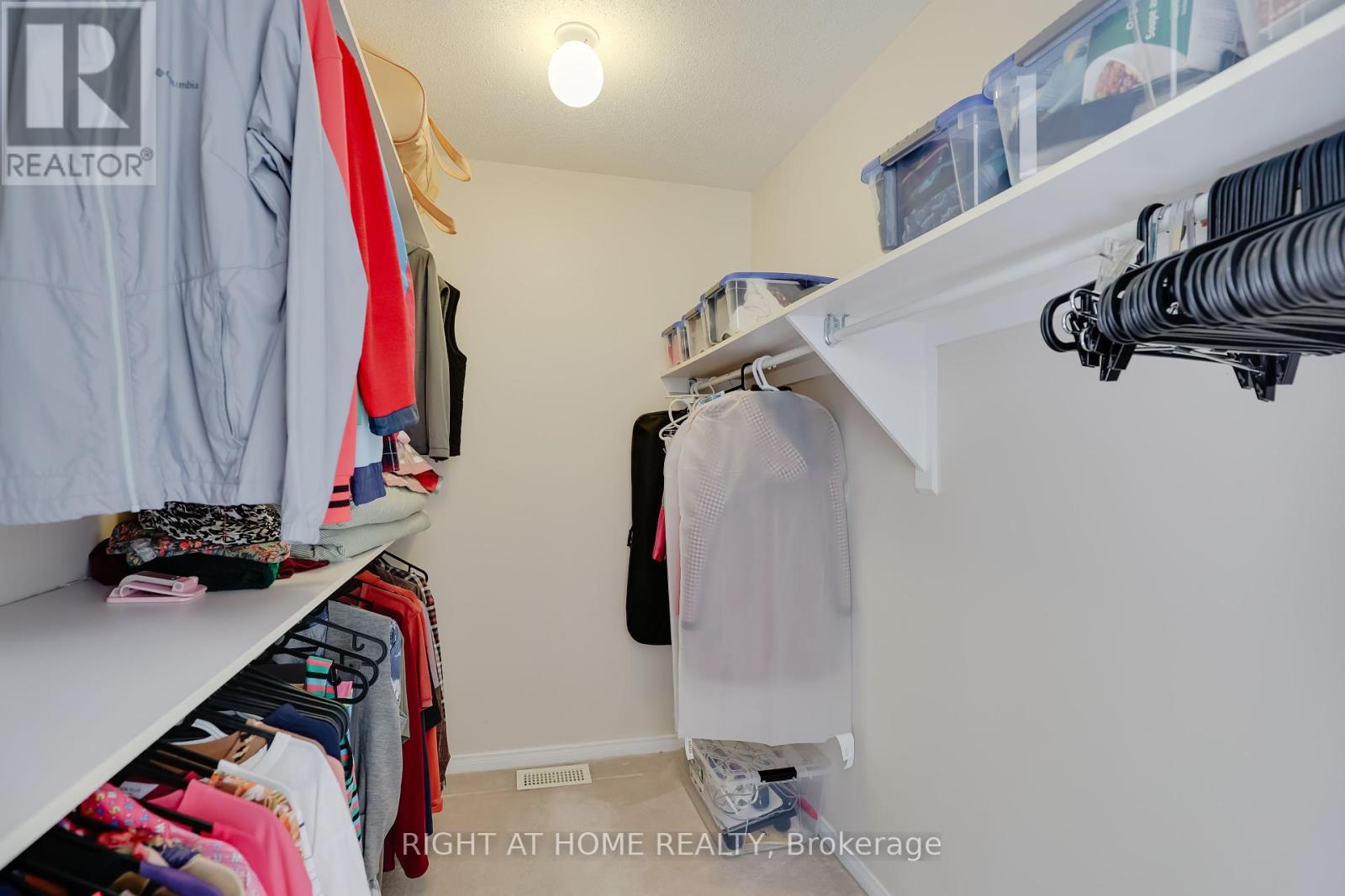 60 Mersey Drive, Ottawa, Ontario  K2K 3A6 - Photo 28 - X12425213